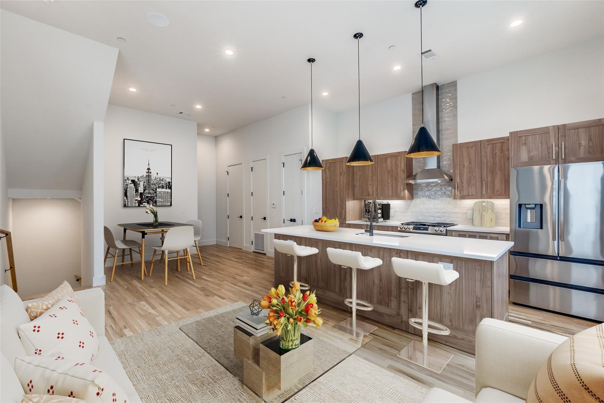 5609 Live Oak Street 501