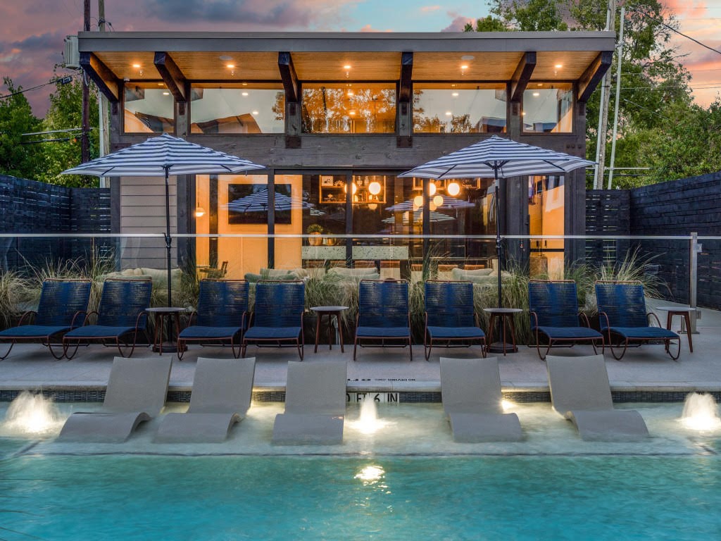 5609 Live Oak Street 501