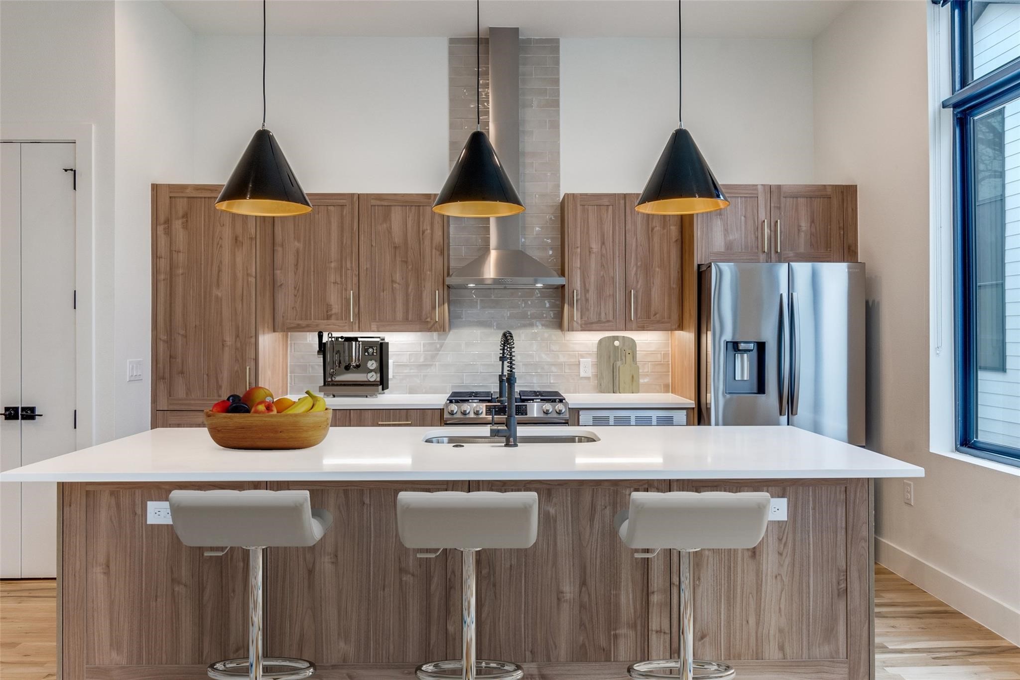 5609 Live Oak Street 501