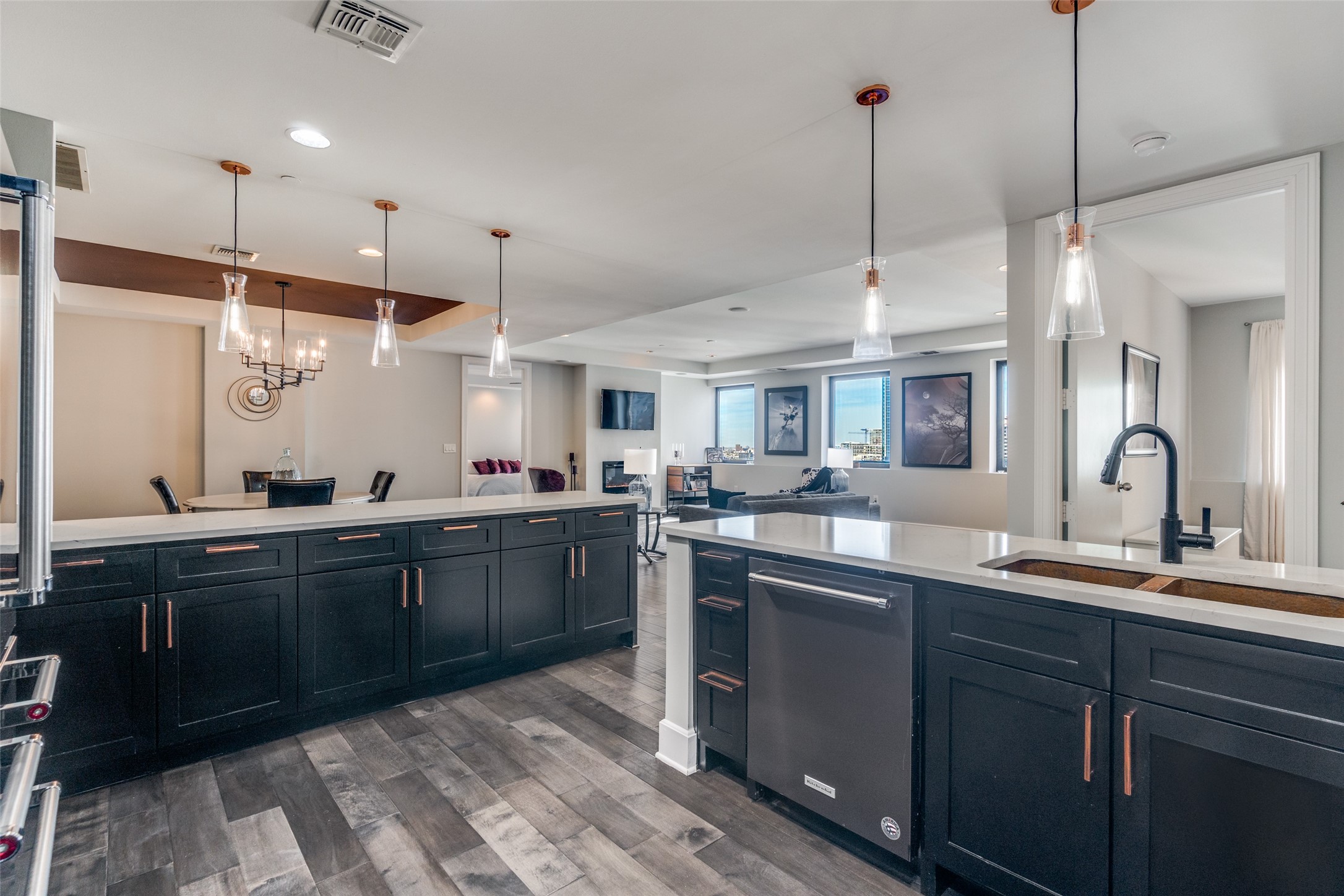 1505 Elm Street 1504