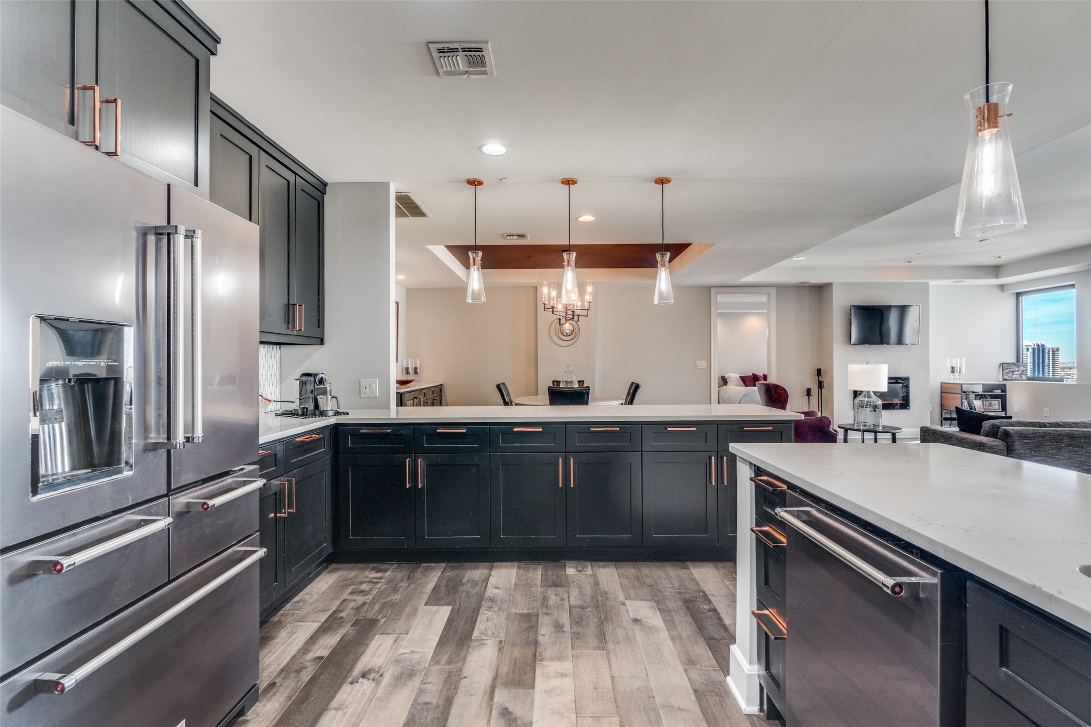 1505 Elm Street 1504