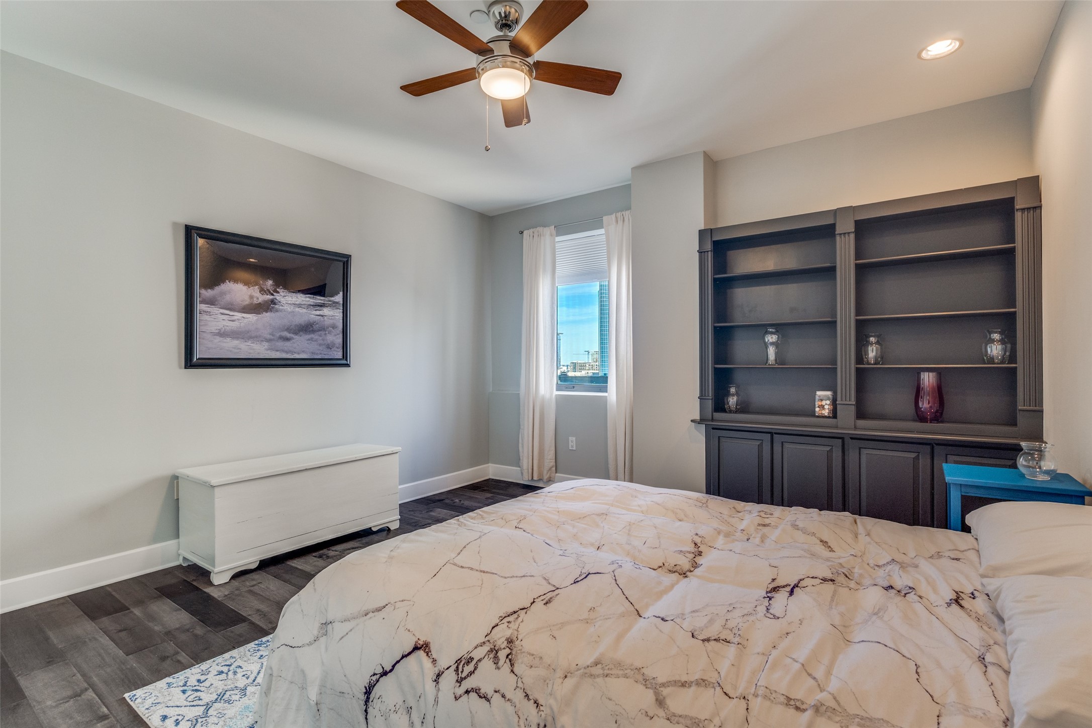 1505 Elm Street 1504