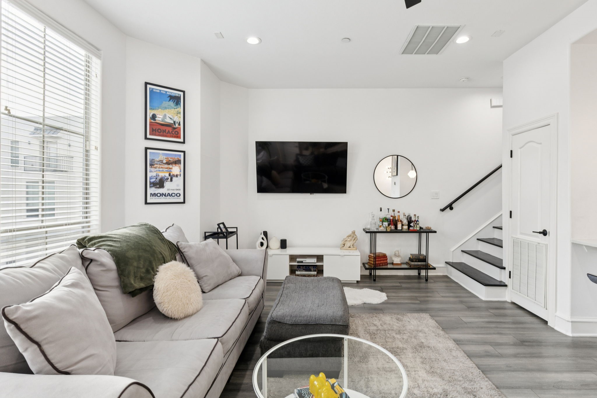 2100 N Fitzhugh Avenue D