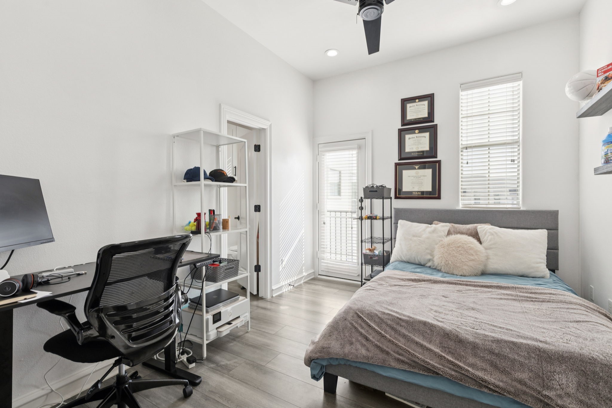 2100 N Fitzhugh Avenue D