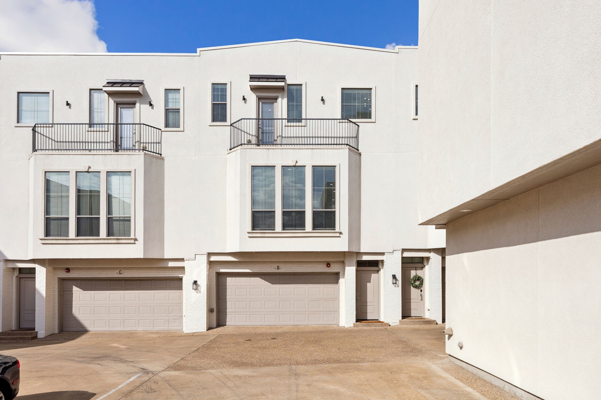 2100 N Fitzhugh Avenue D