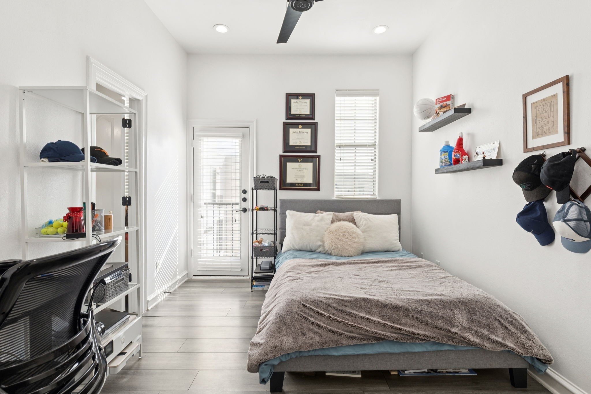 2100 N Fitzhugh Avenue D