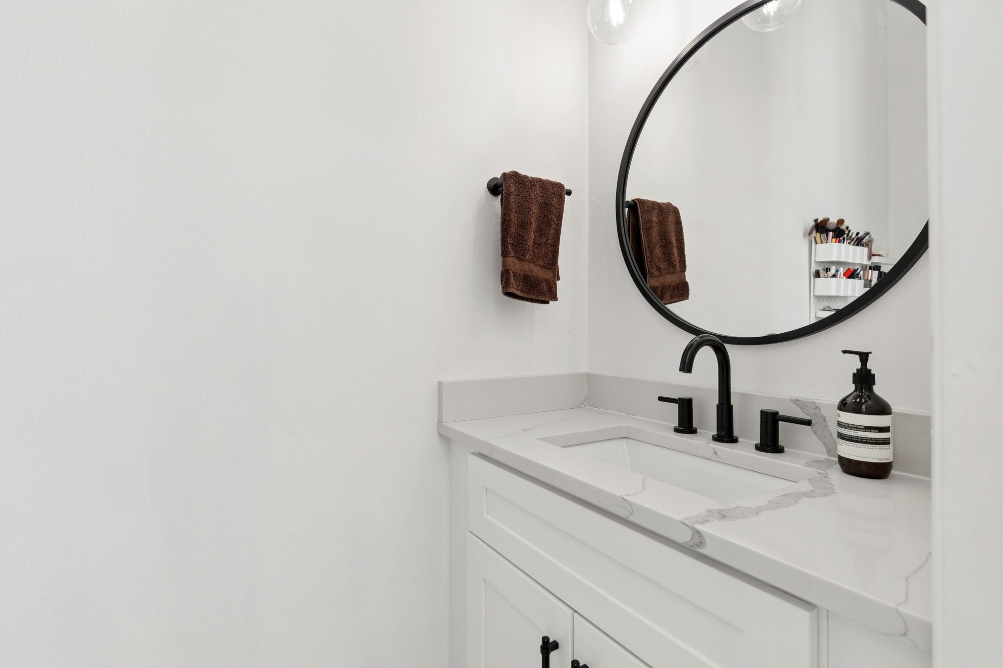 2100 N Fitzhugh Avenue D