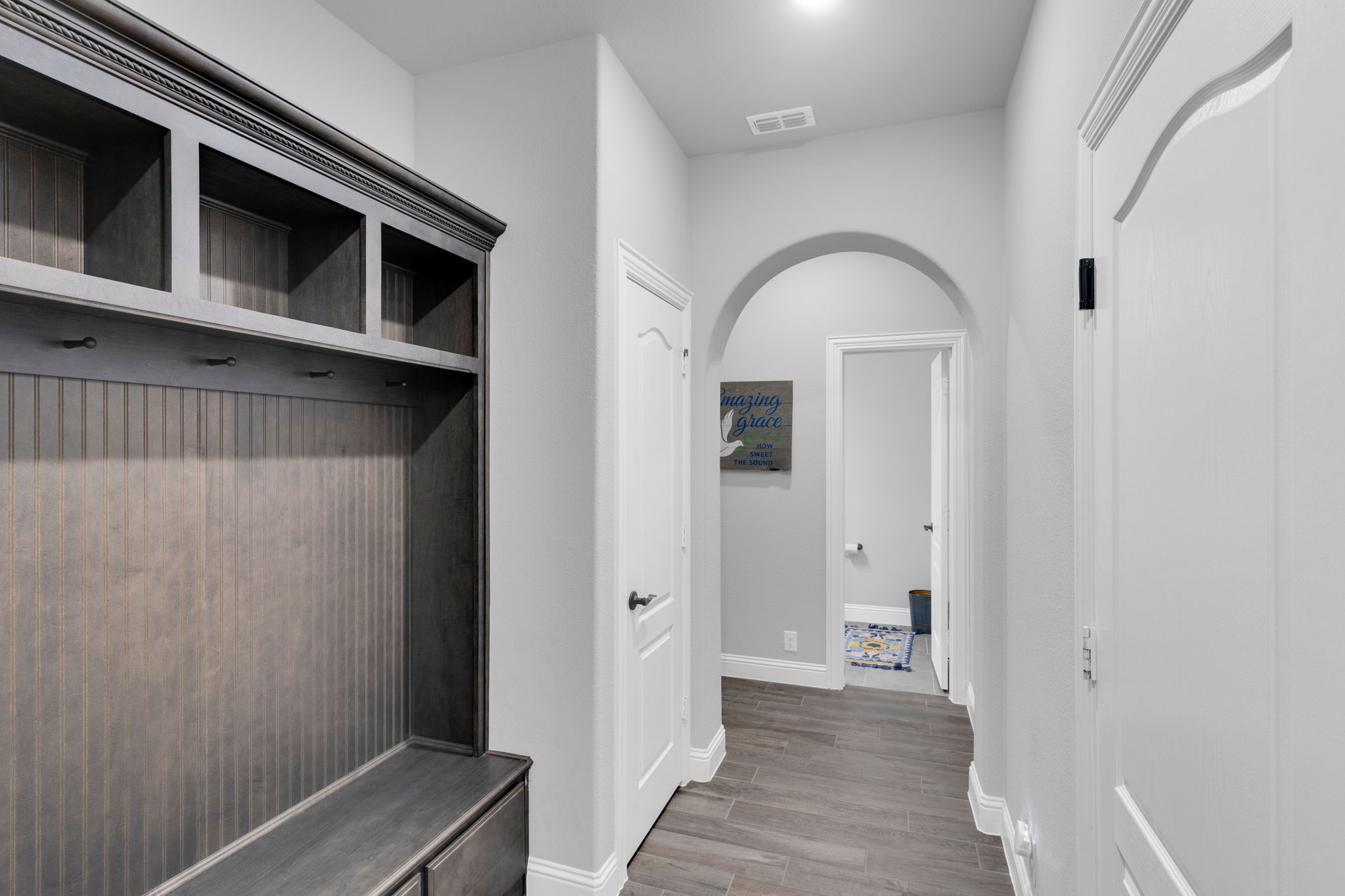 2403 Bear Trail