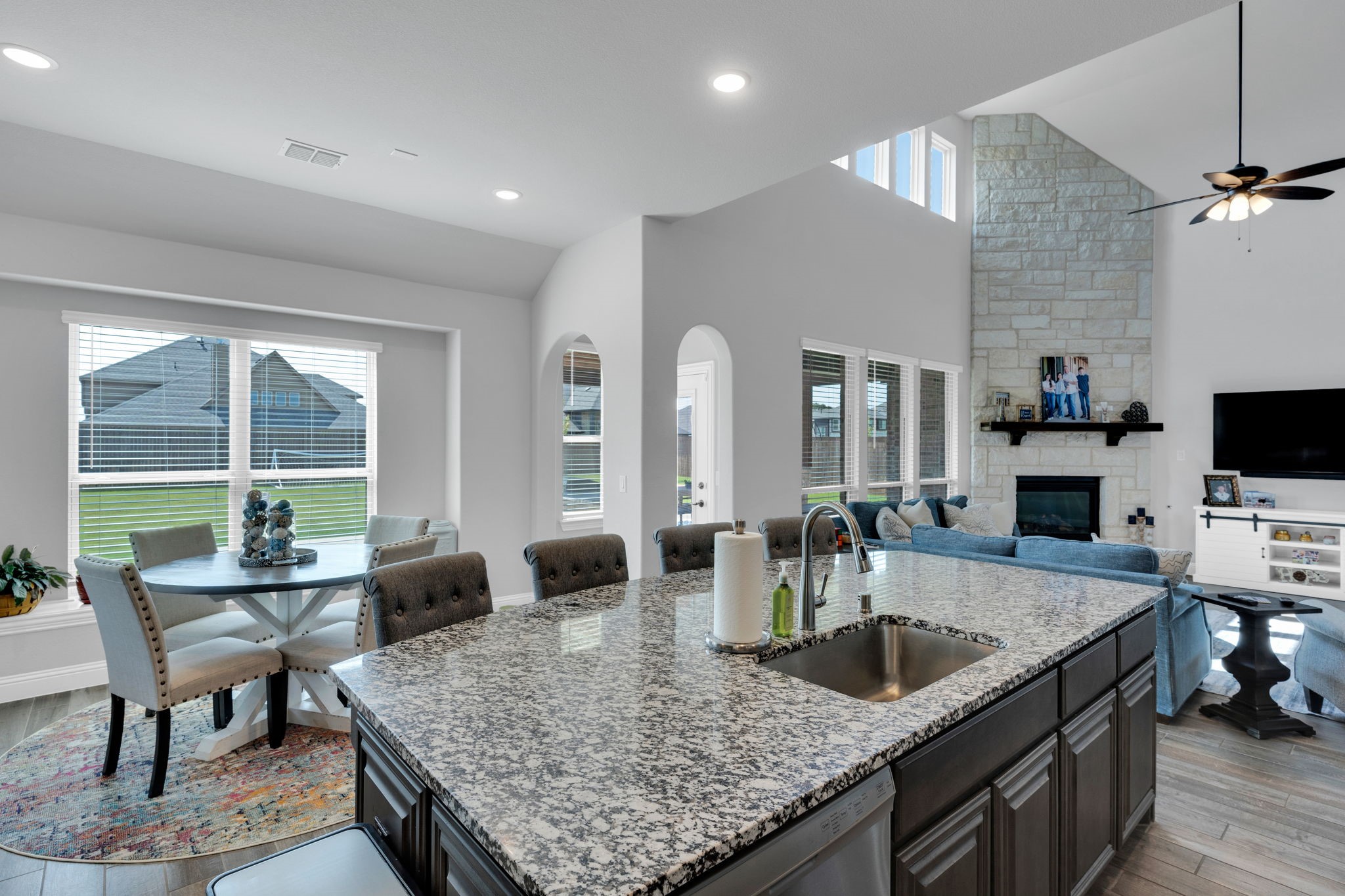 2403 Bear Trail