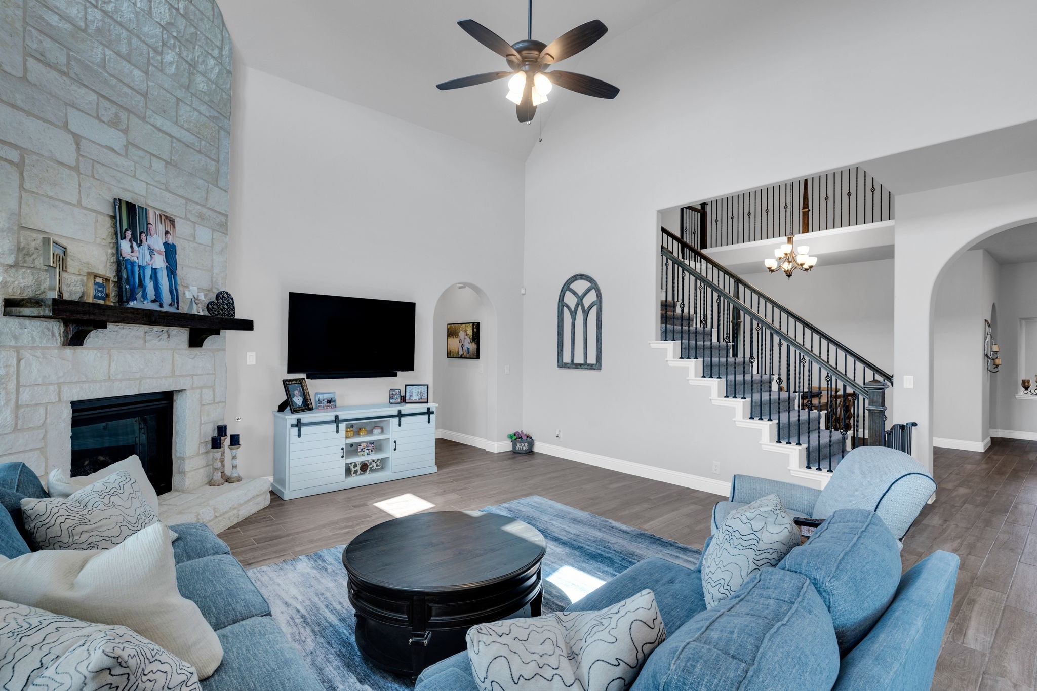 2403 Bear Trail