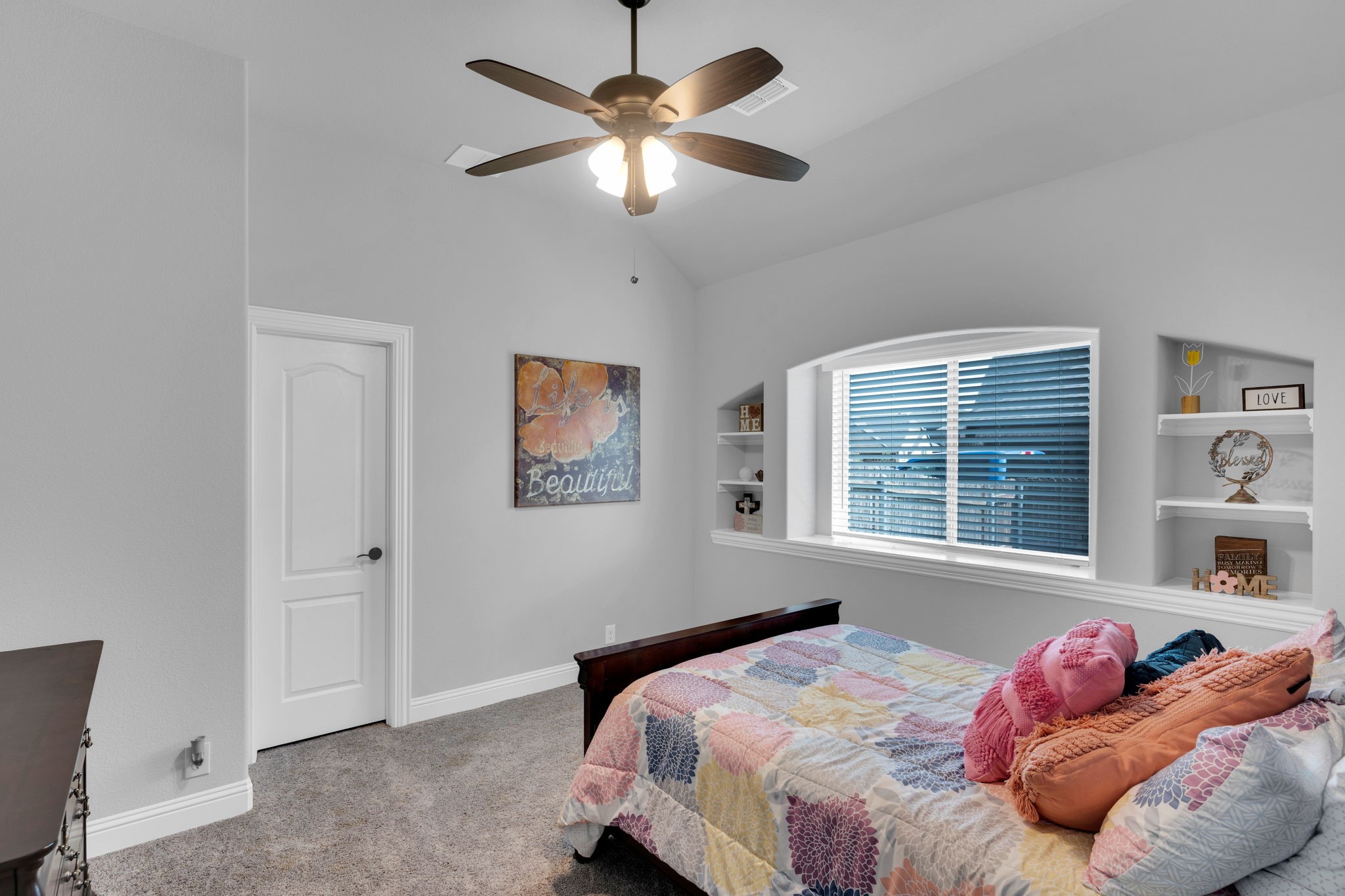 2403 Bear Trail