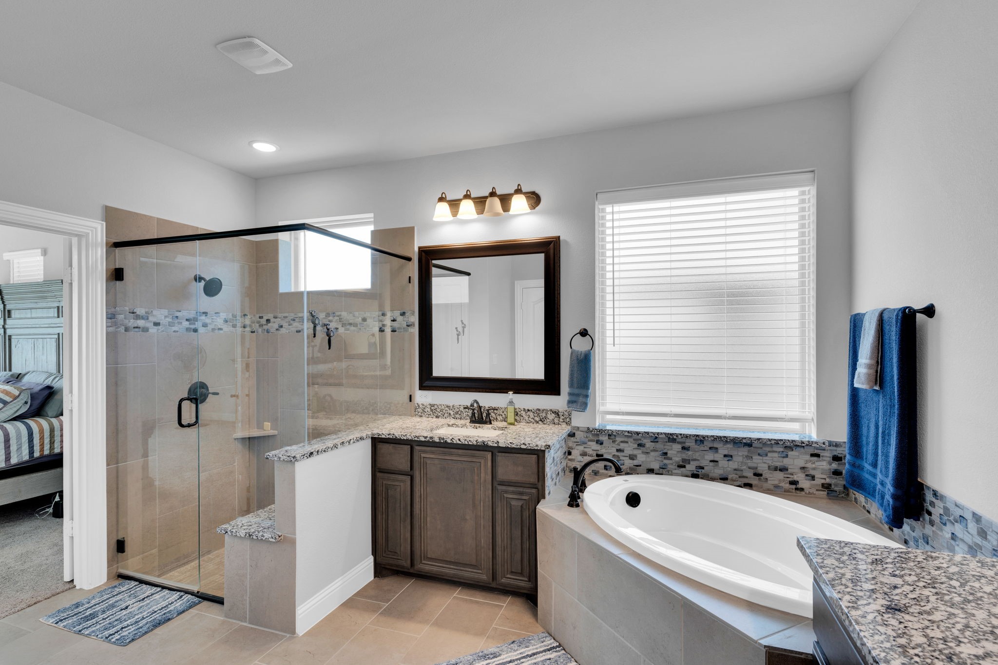 2403 Bear Trail