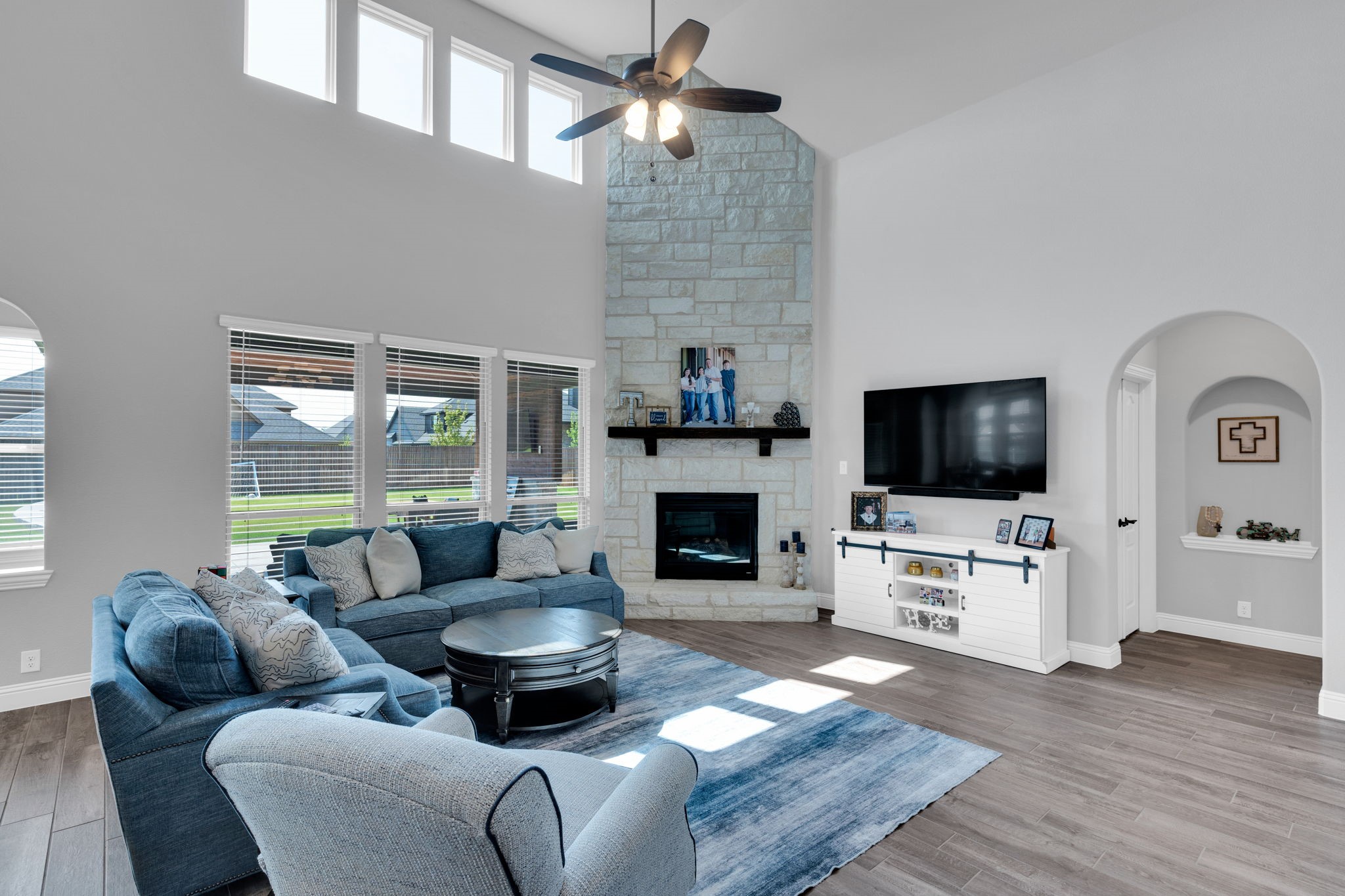 2403 Bear Trail