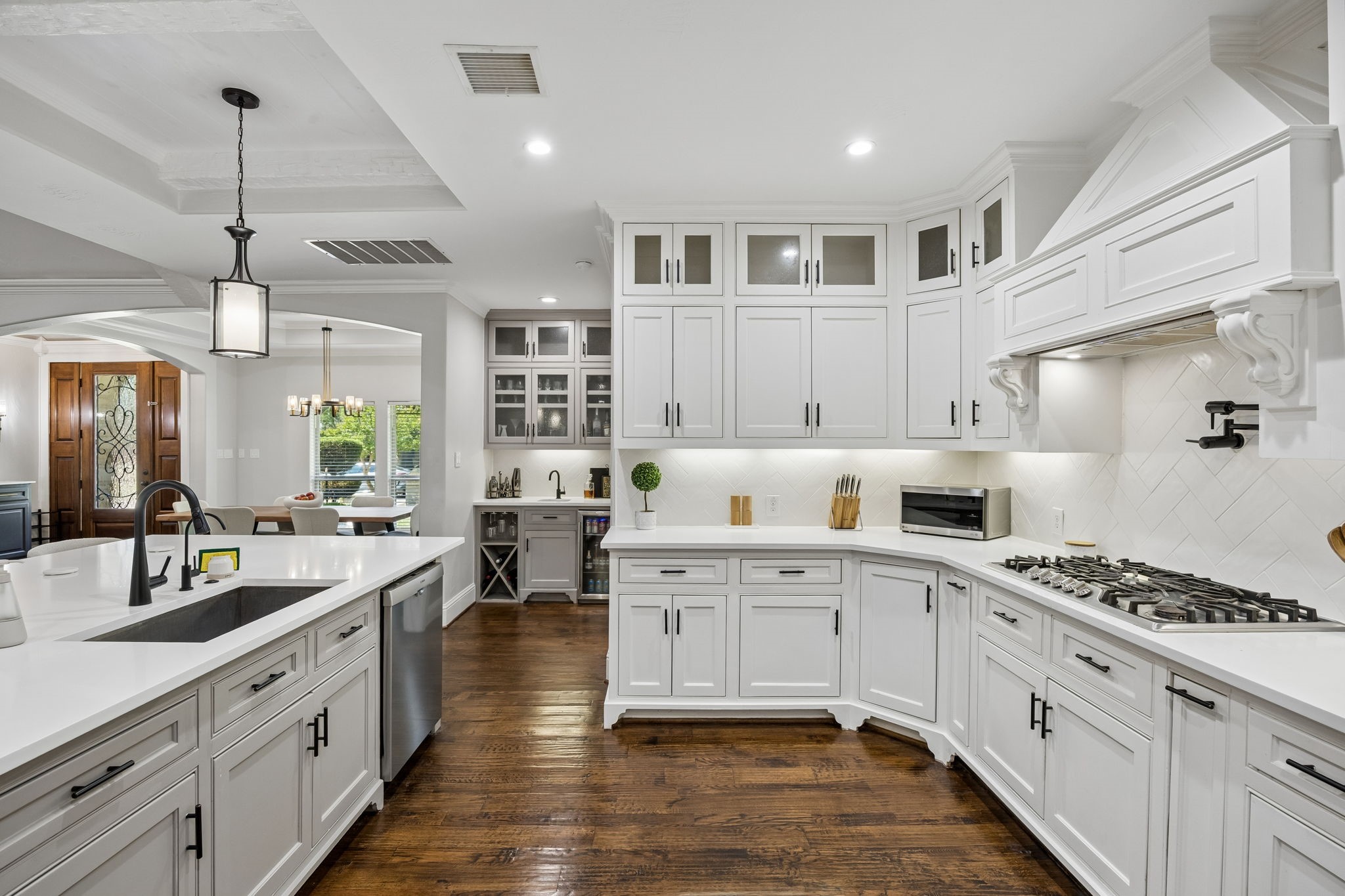 3406 Valley View Lane