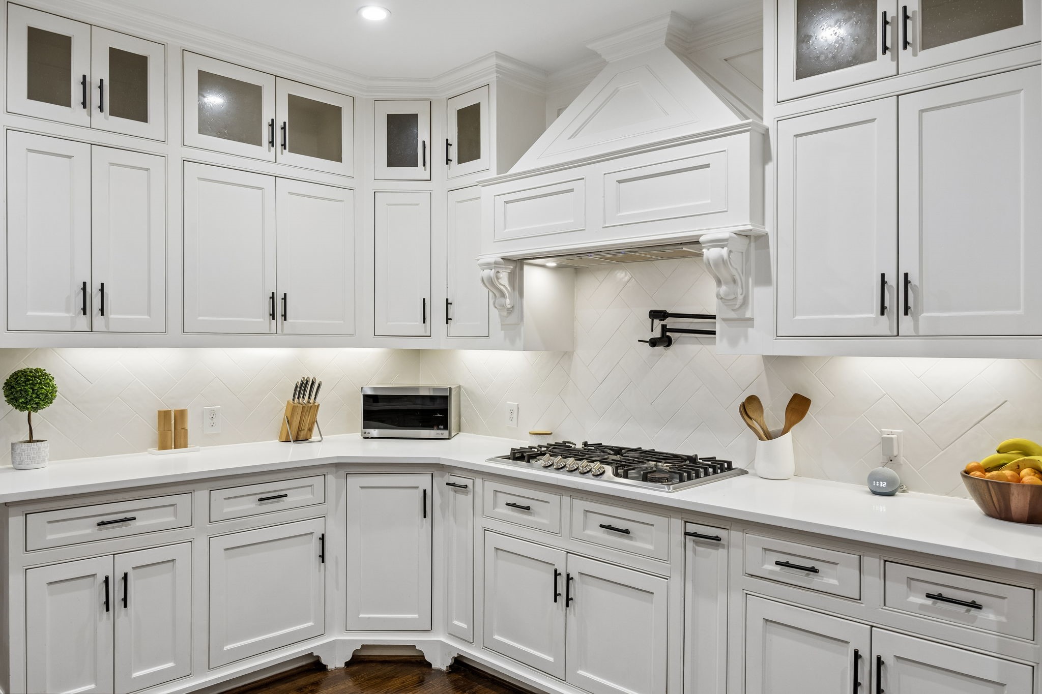 3406 Valley View Lane