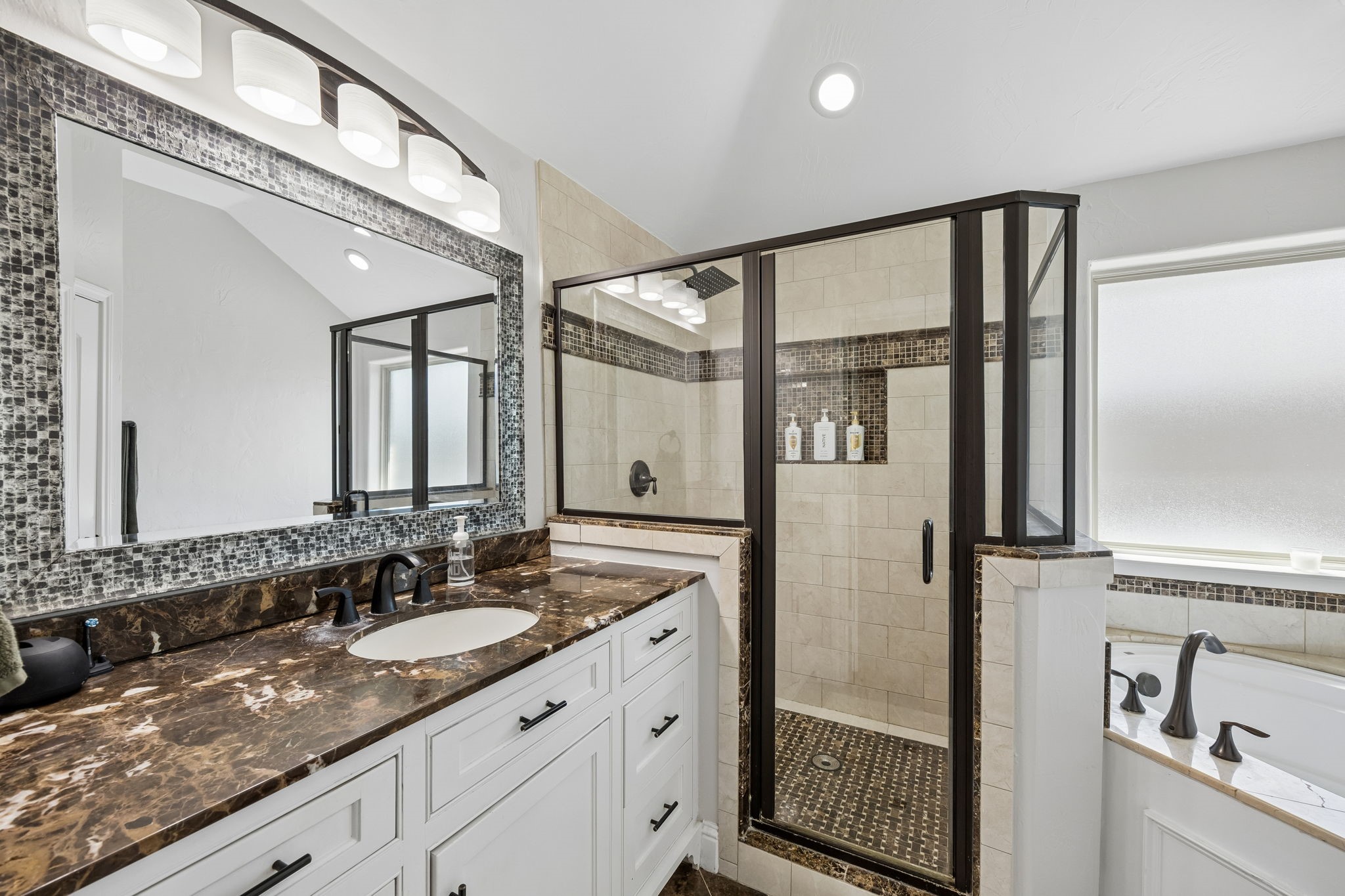 3406 Valley View Lane