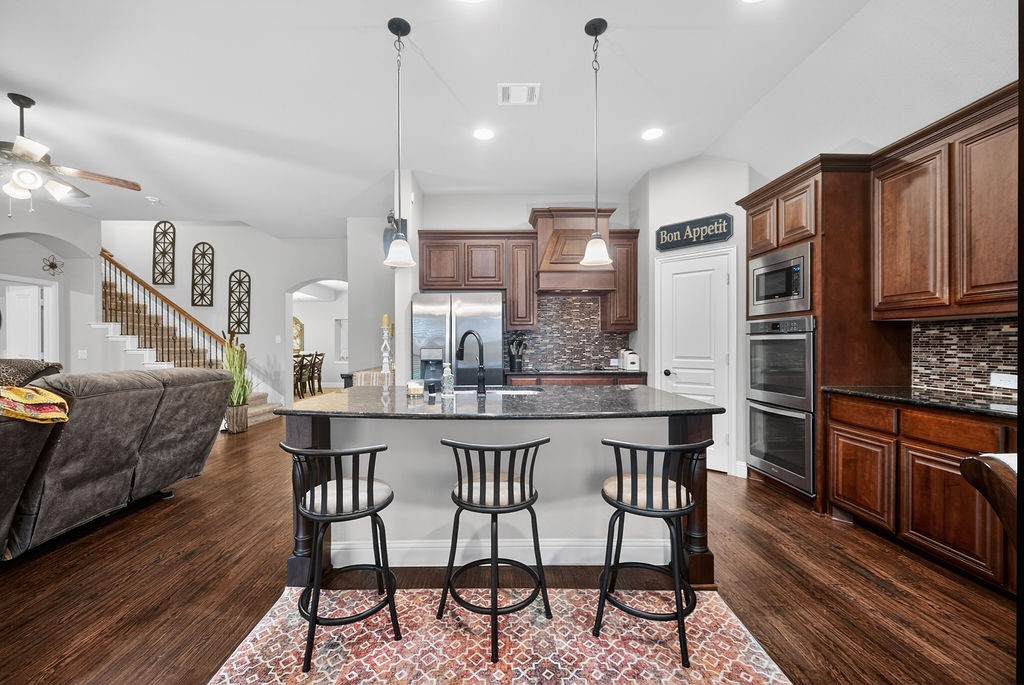 2840 Mariposa Drive