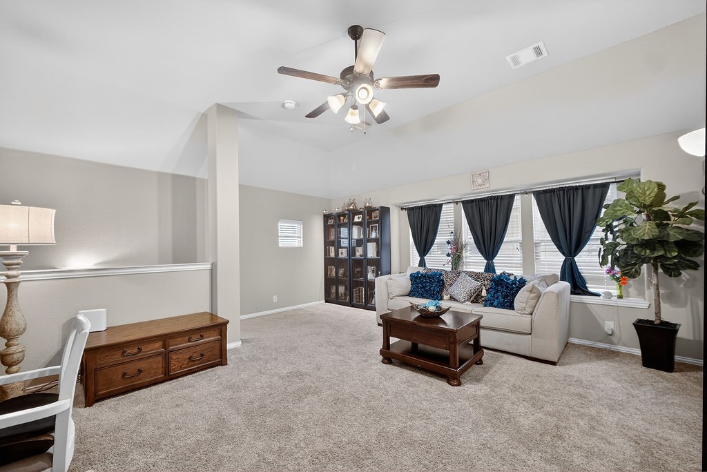 2840 Mariposa Drive