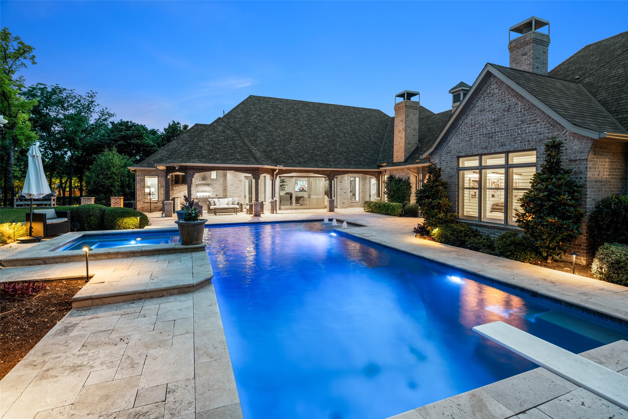 5800 Pine Valley Drive