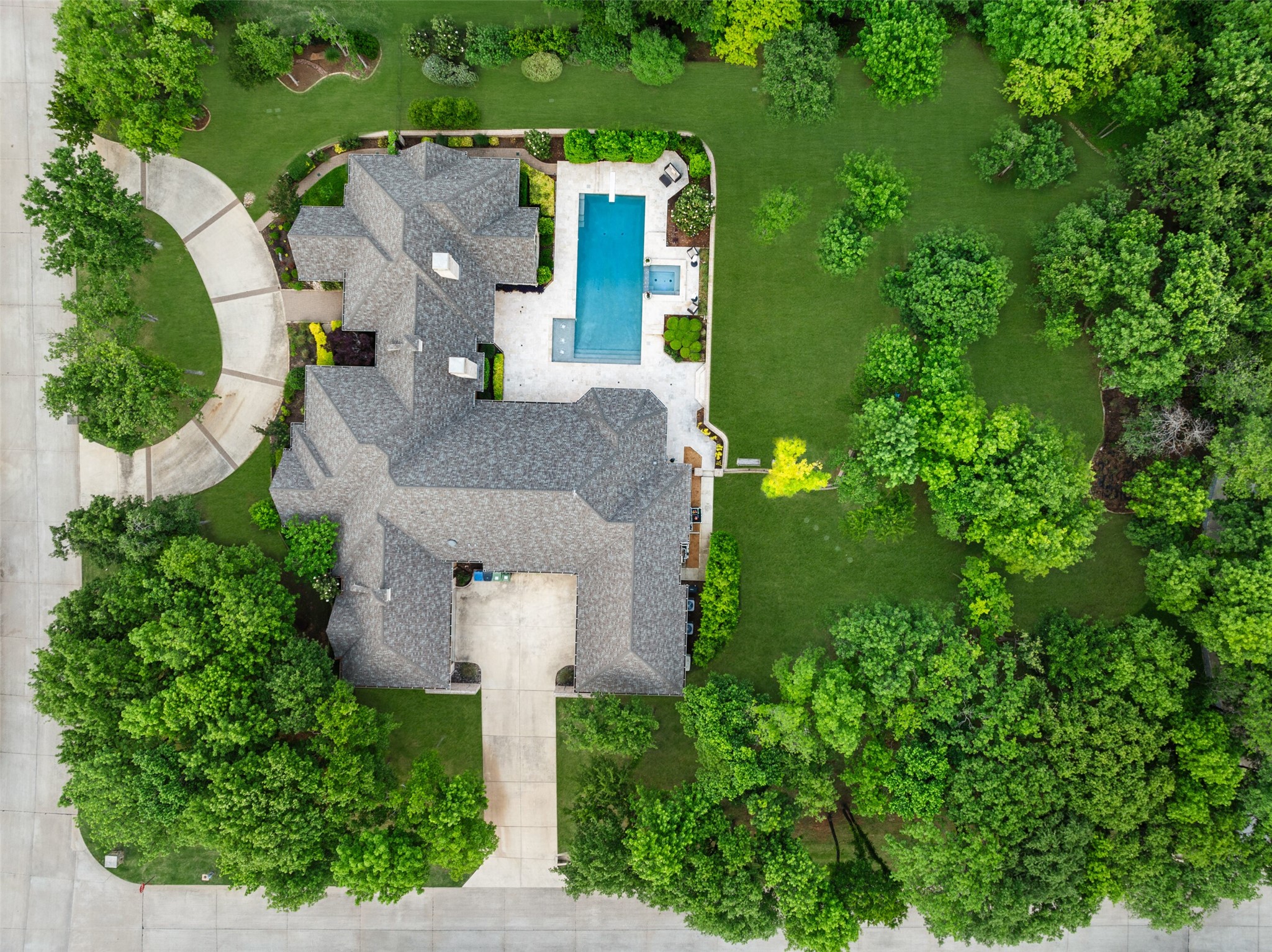 5800 Pine Valley Drive