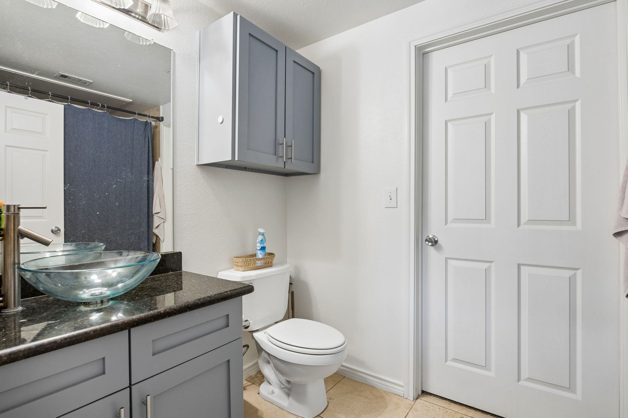 3102 Kings Road 1211