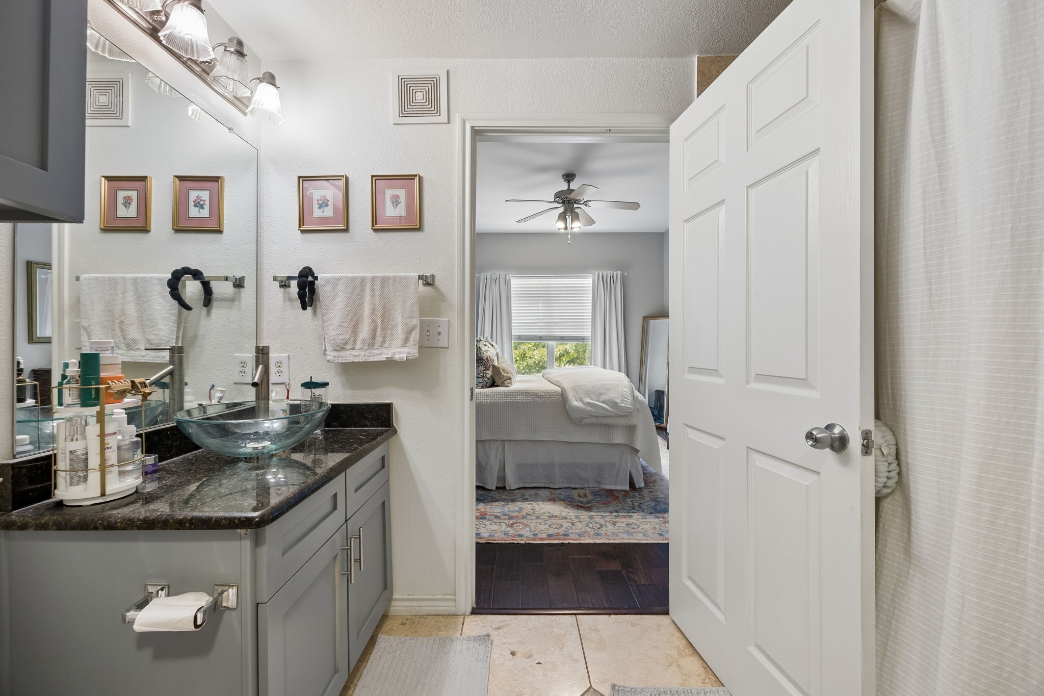 3102 Kings Road 1211