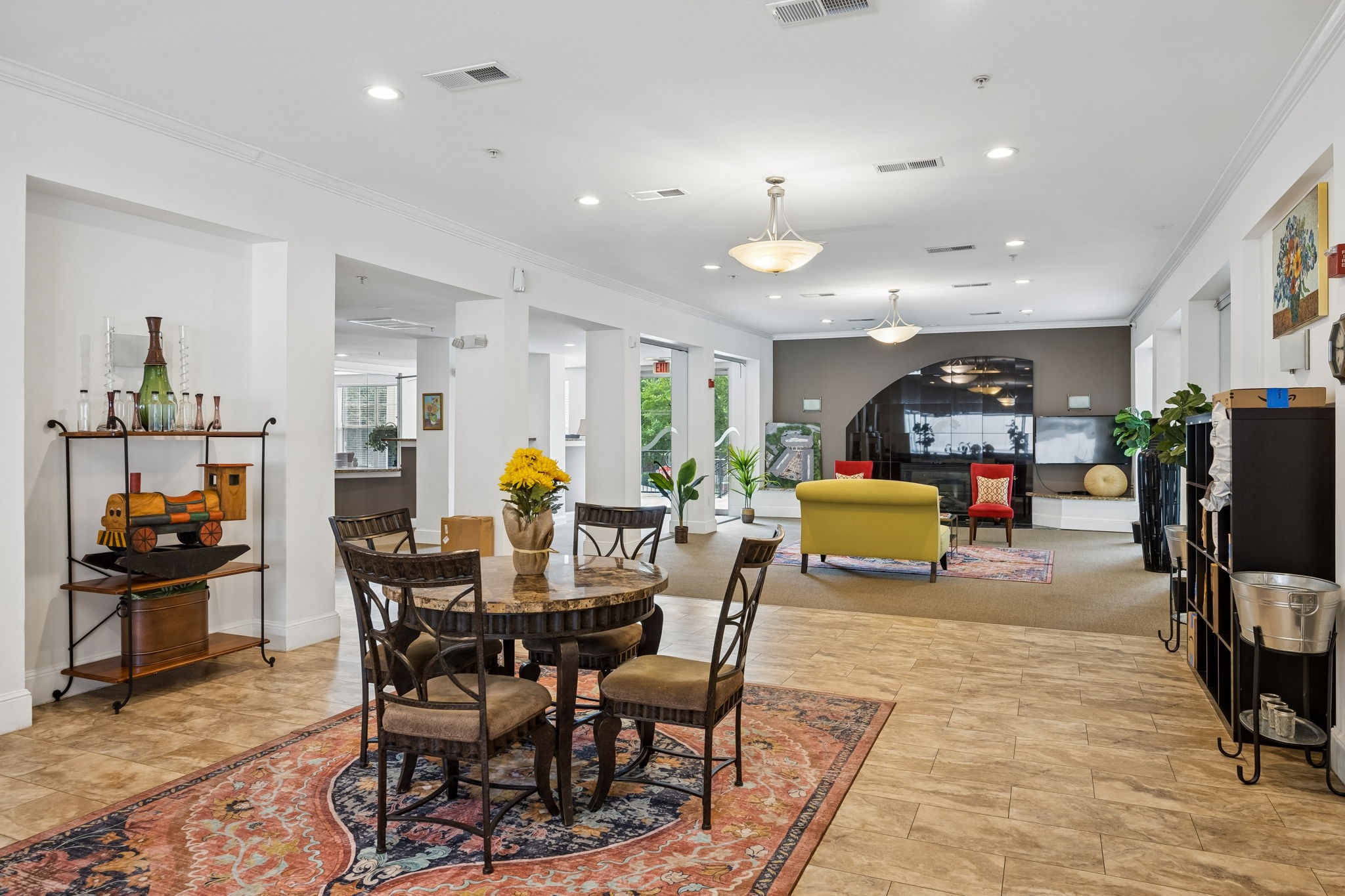 3102 Kings Road 1211