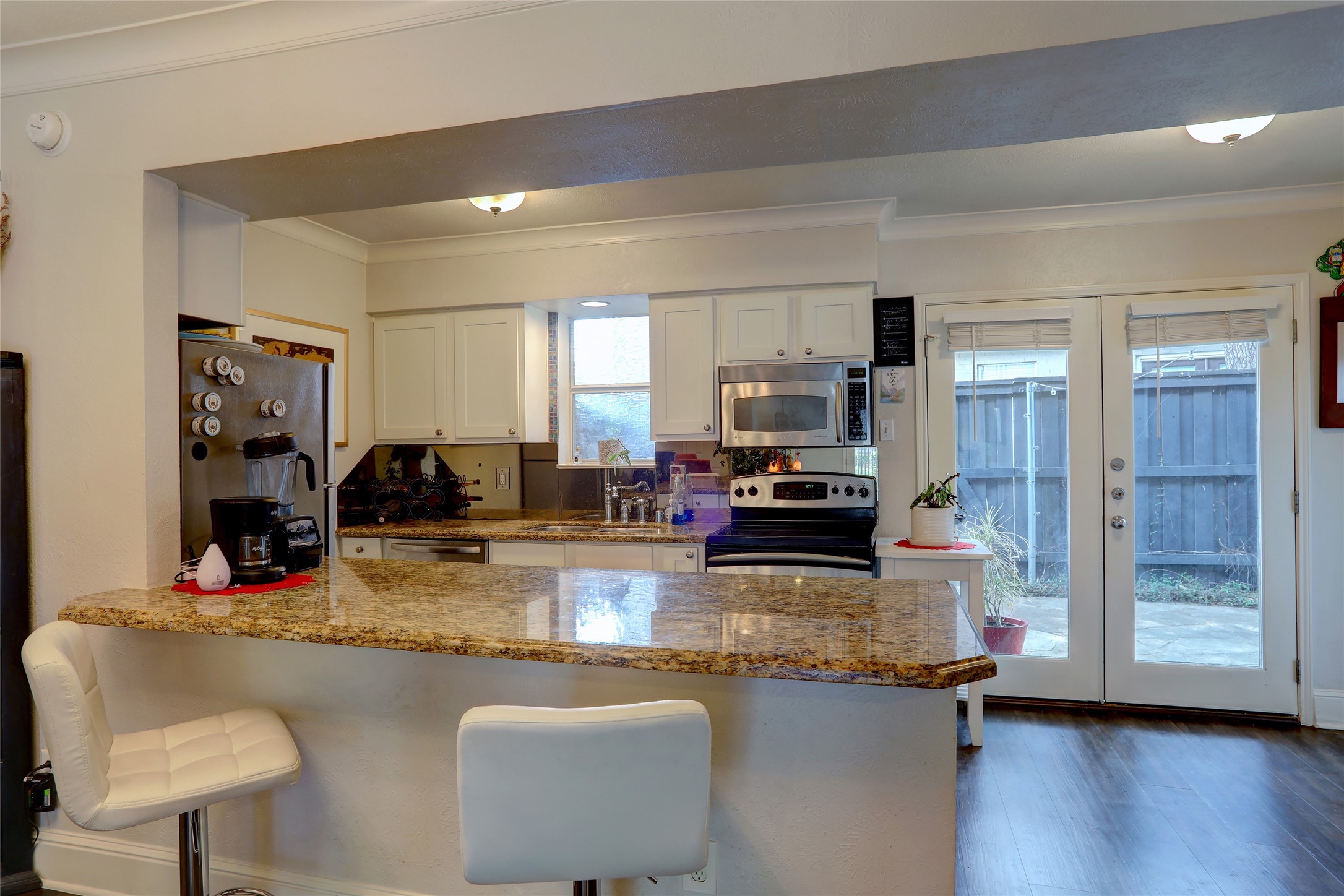 7736 Meadow Road 102