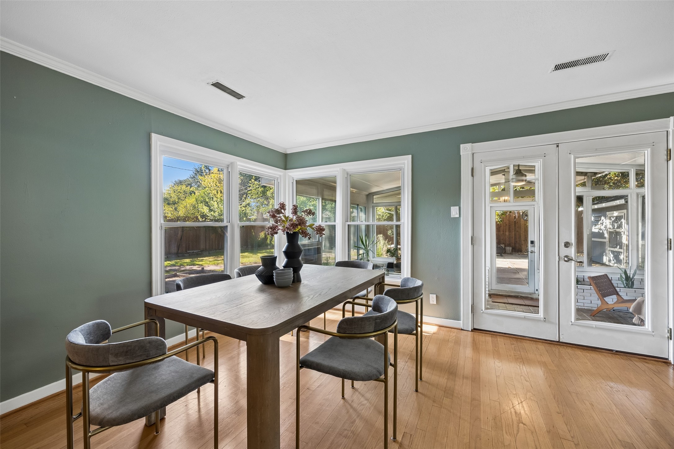 504 Monssen Drive