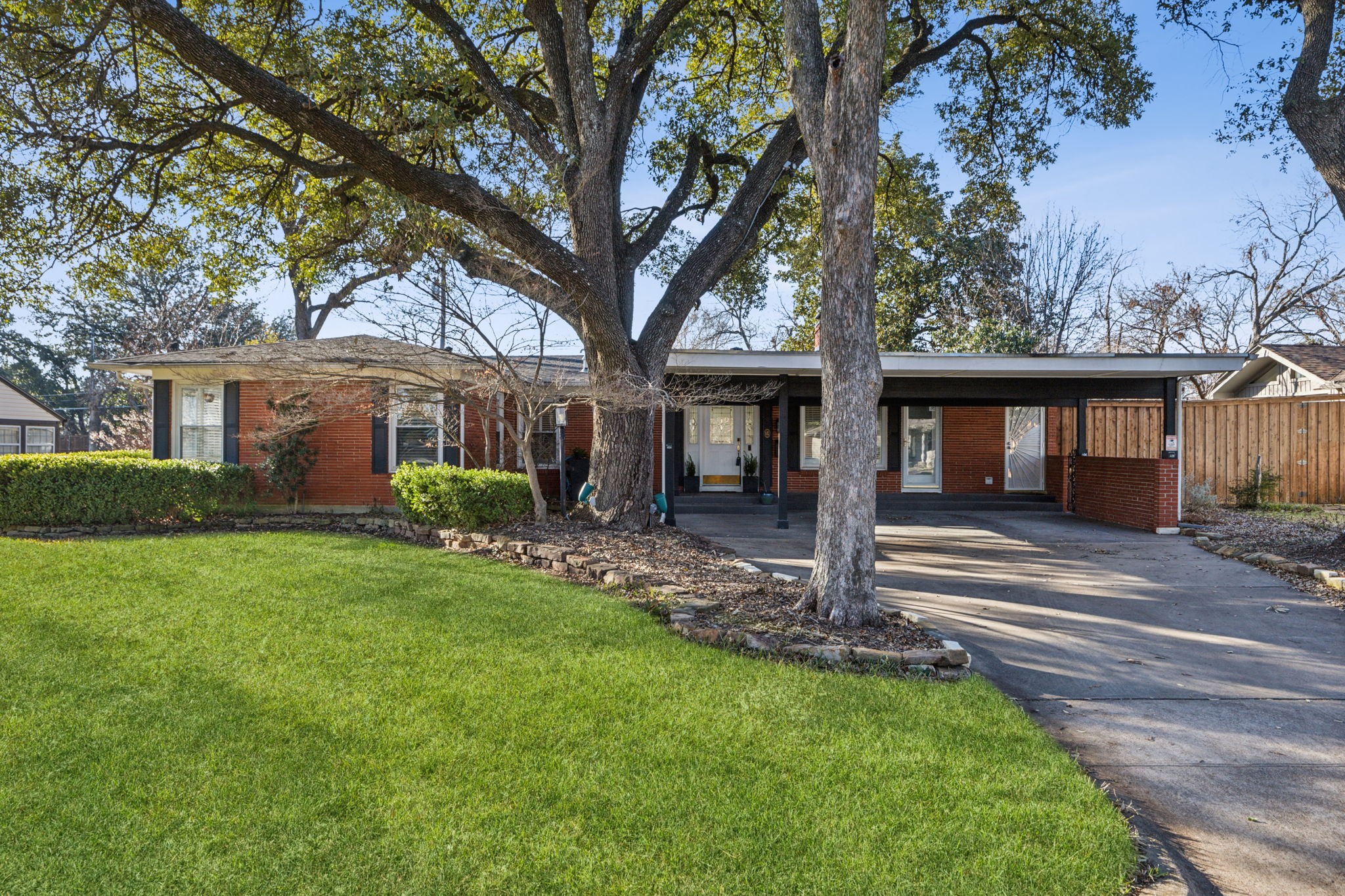 504 Monssen Drive