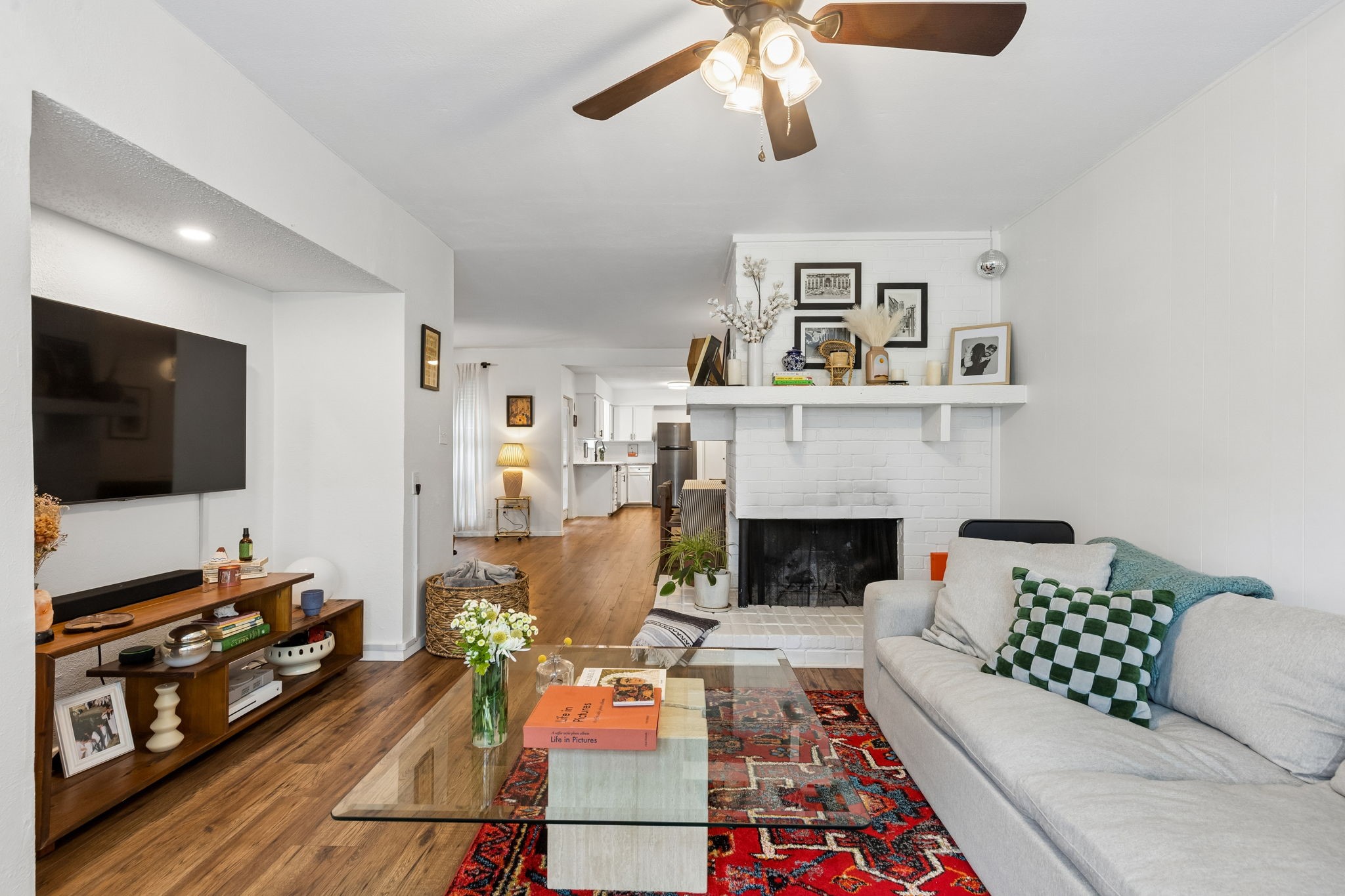 4921 Rollingwood Court