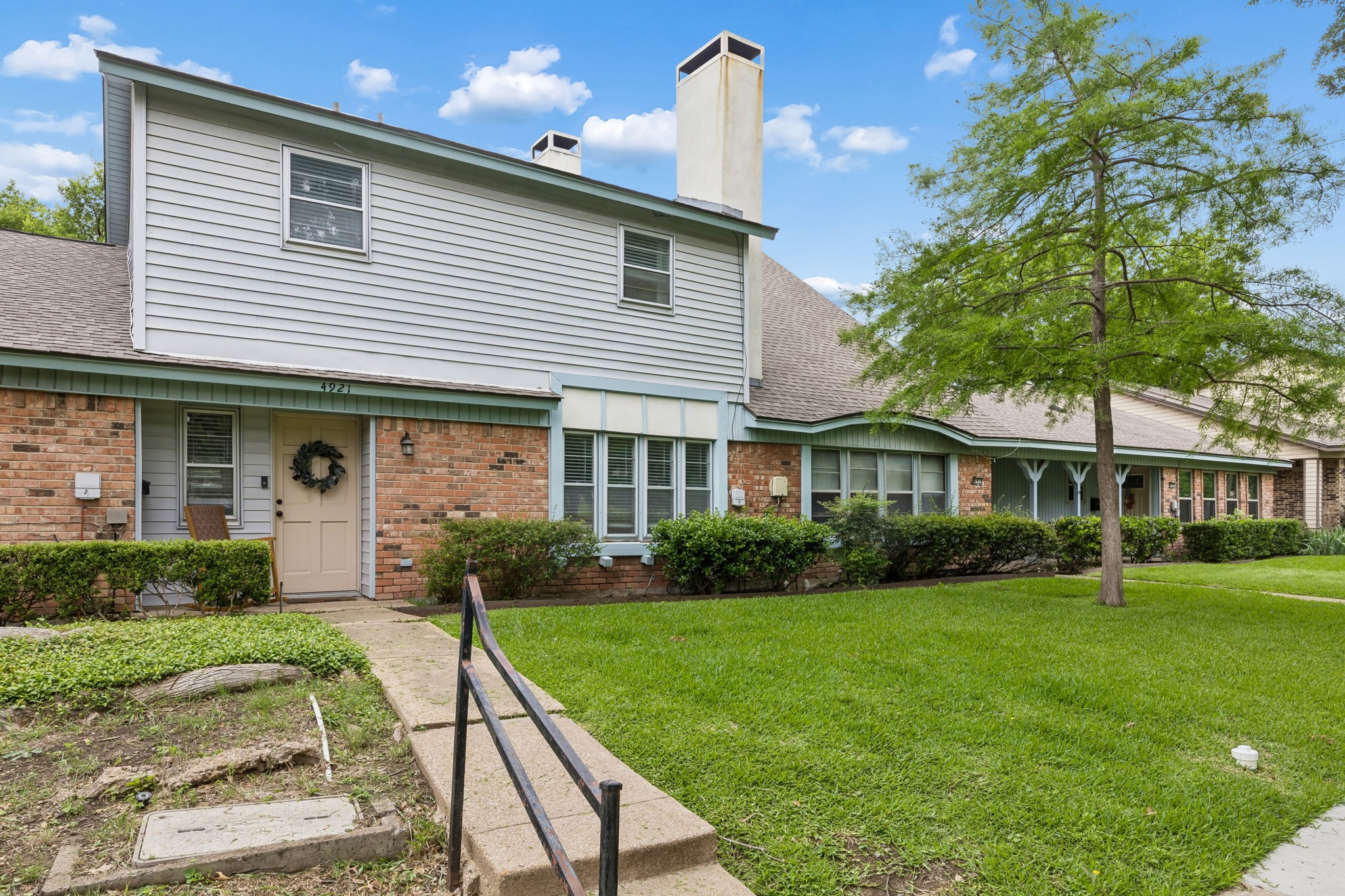 4921 Rollingwood Court