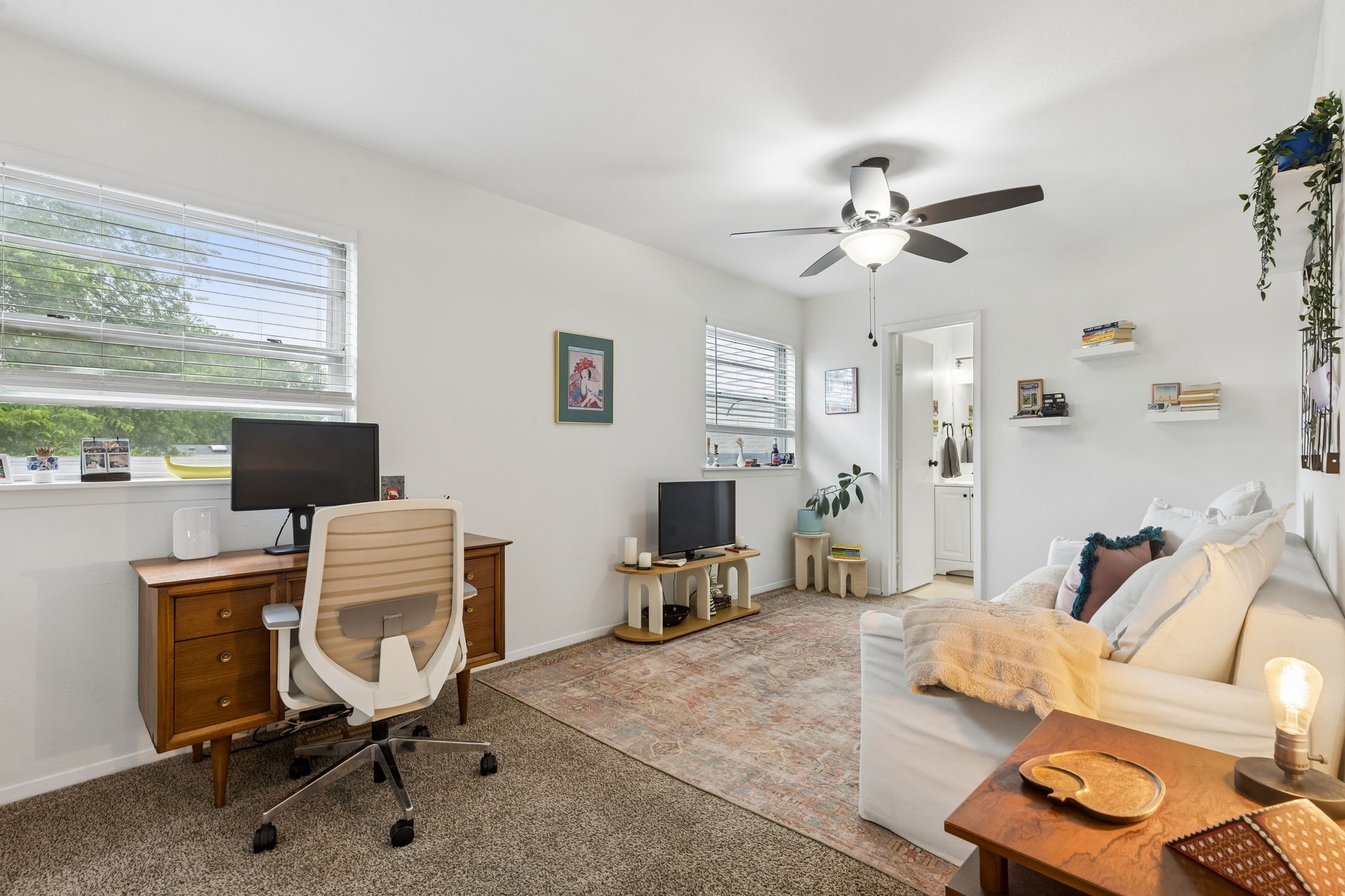 4921 Rollingwood Court