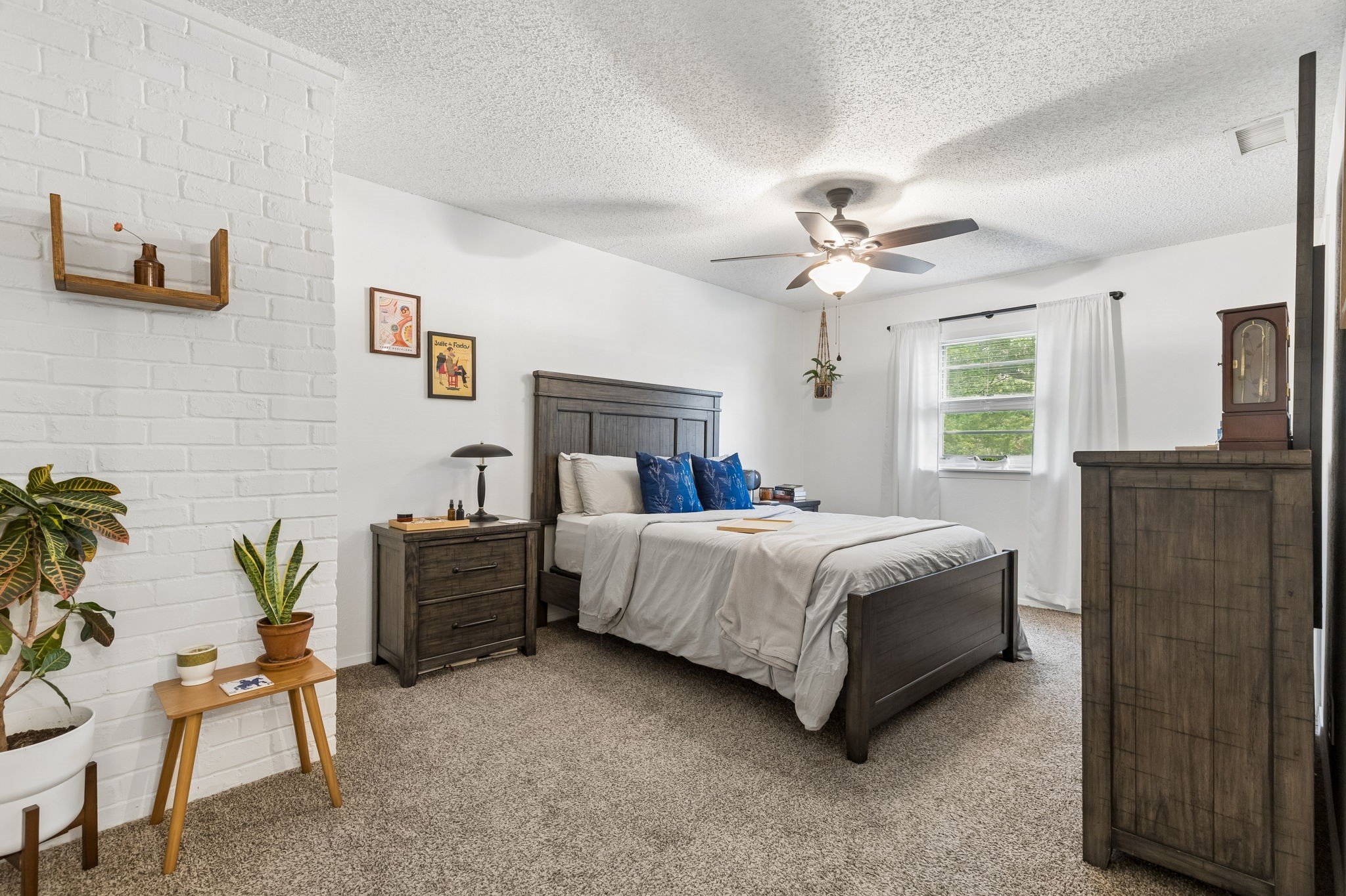 4921 Rollingwood Court
