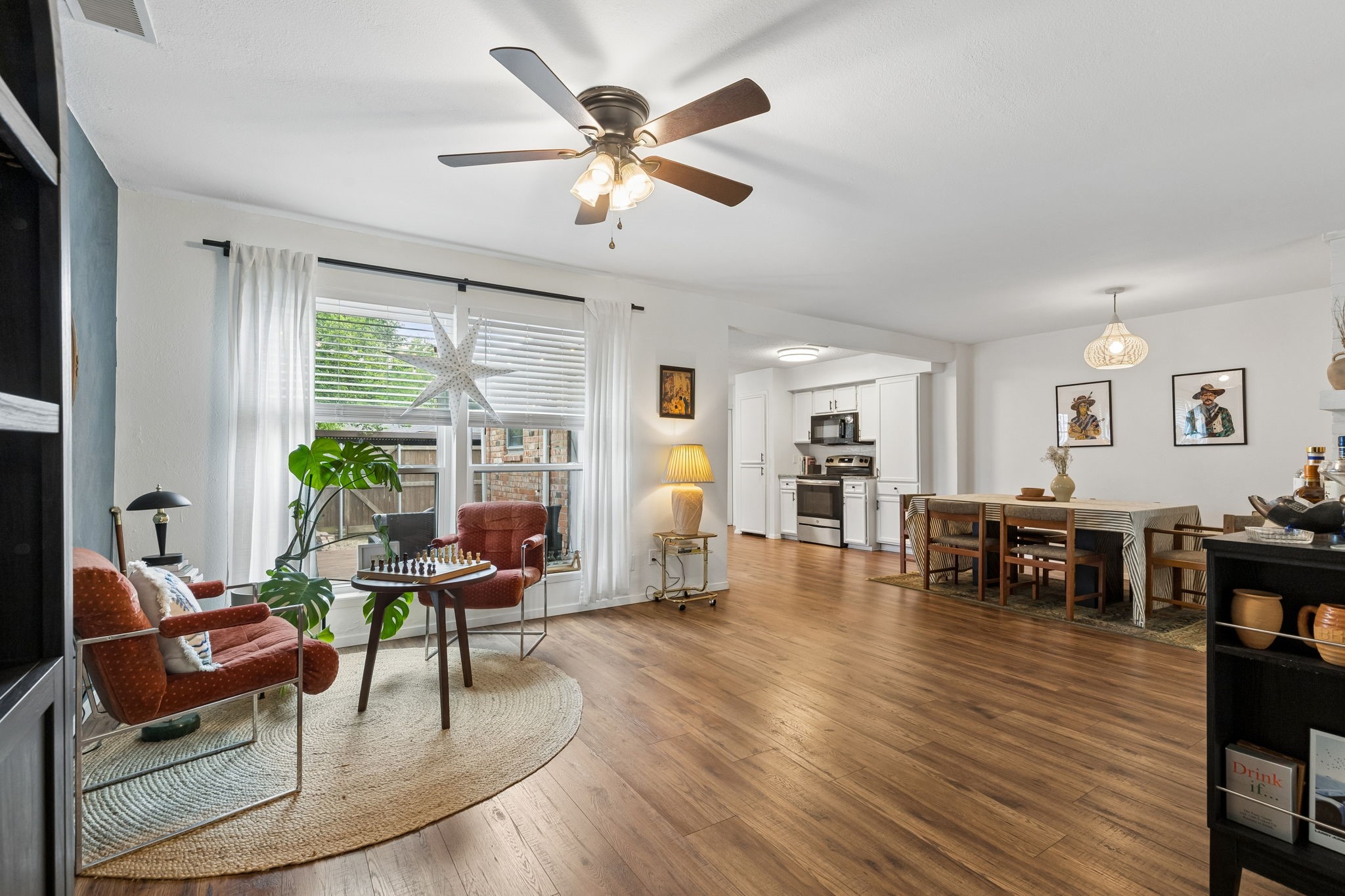 4921 Rollingwood Court
