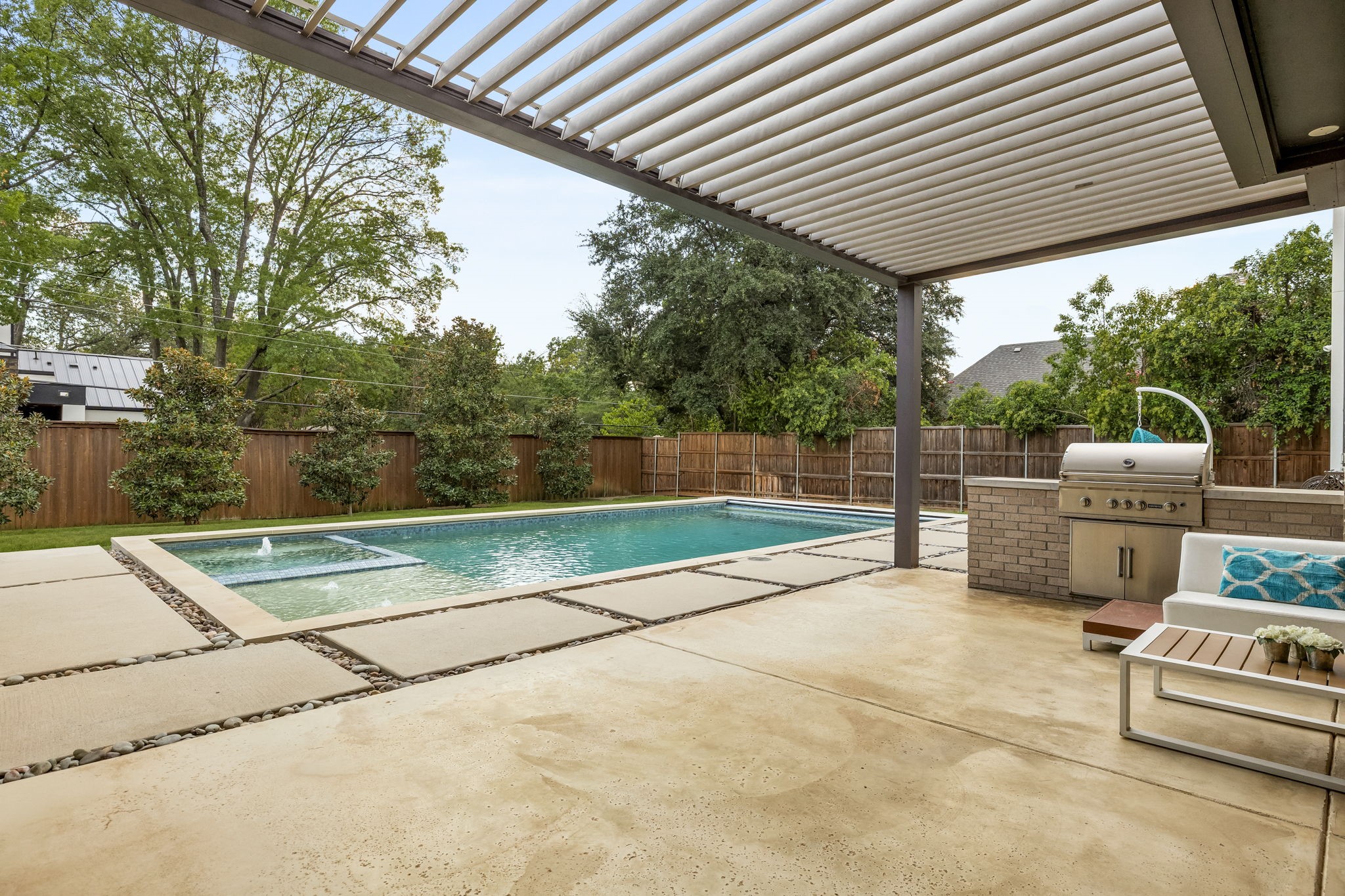 5724 Charlestown Drive