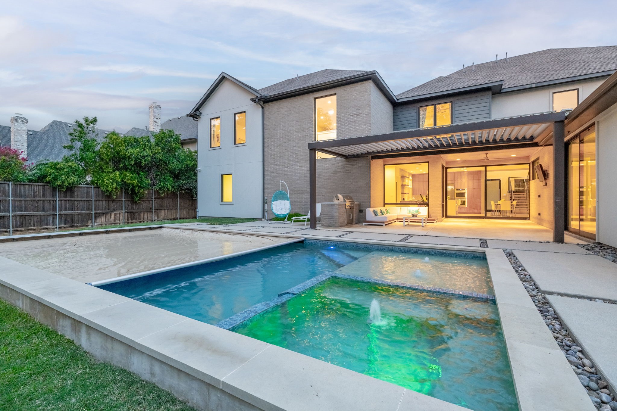 5724 Charlestown Drive
