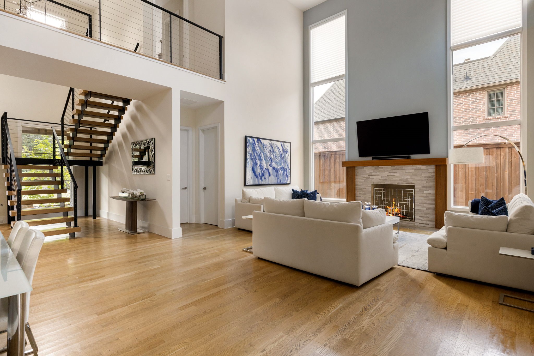5724 Charlestown Drive