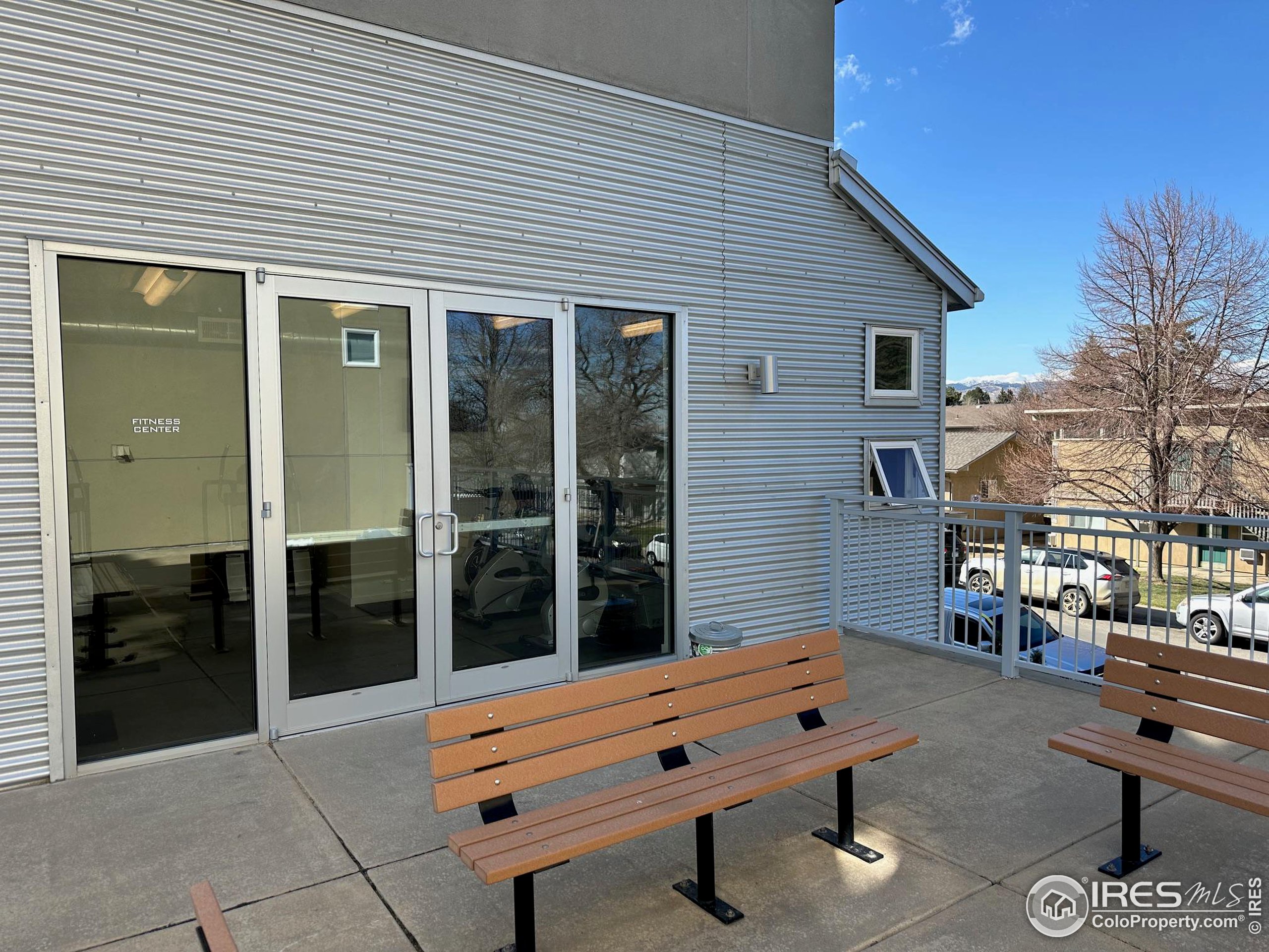 2810 E College Ave 305