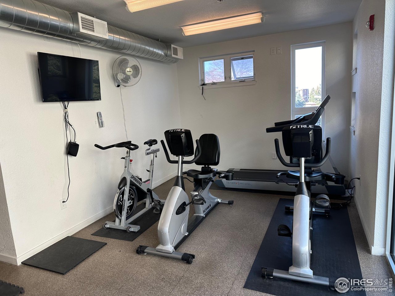 2810 E College Ave 305