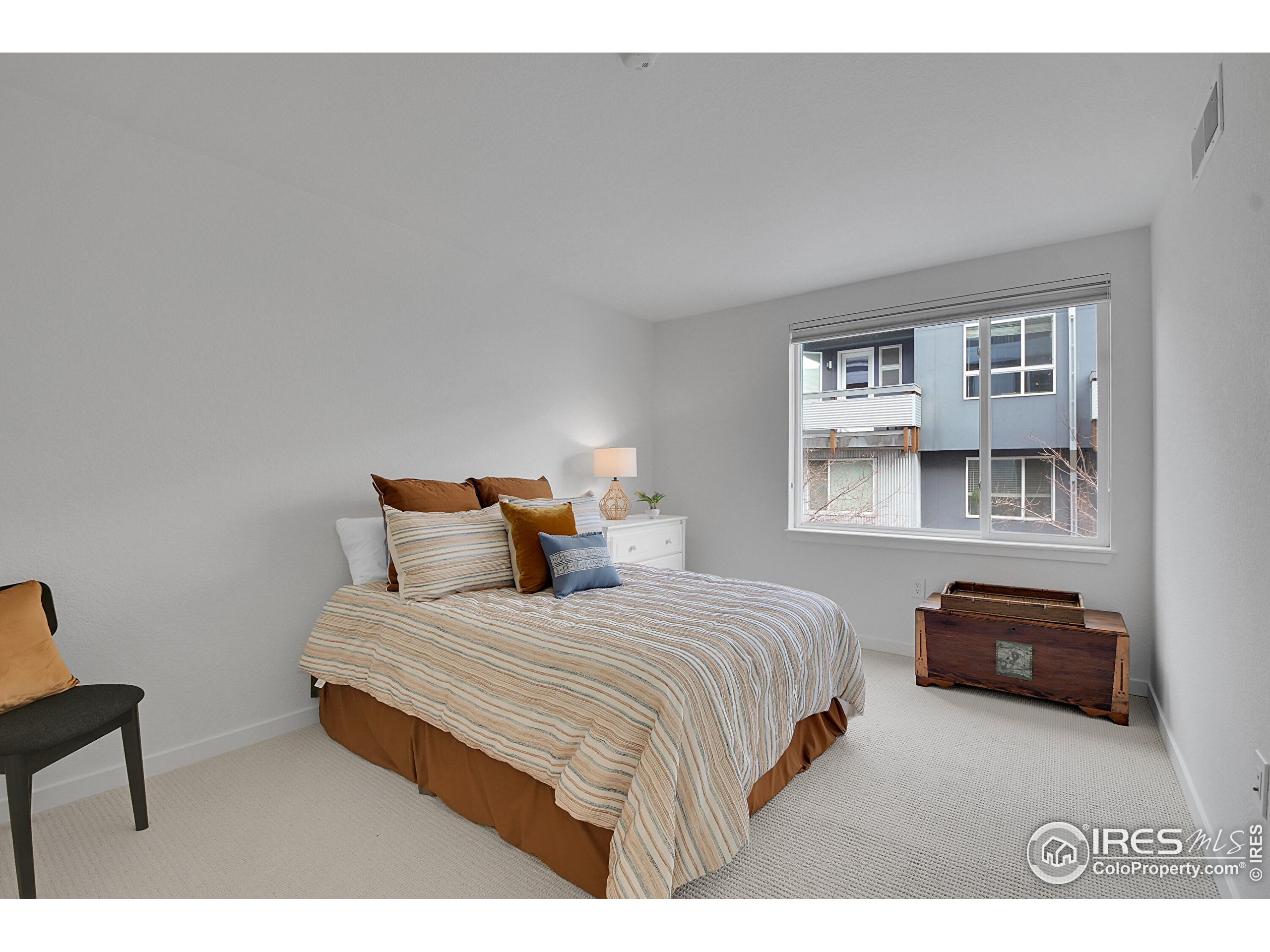 2810 E College Ave 305