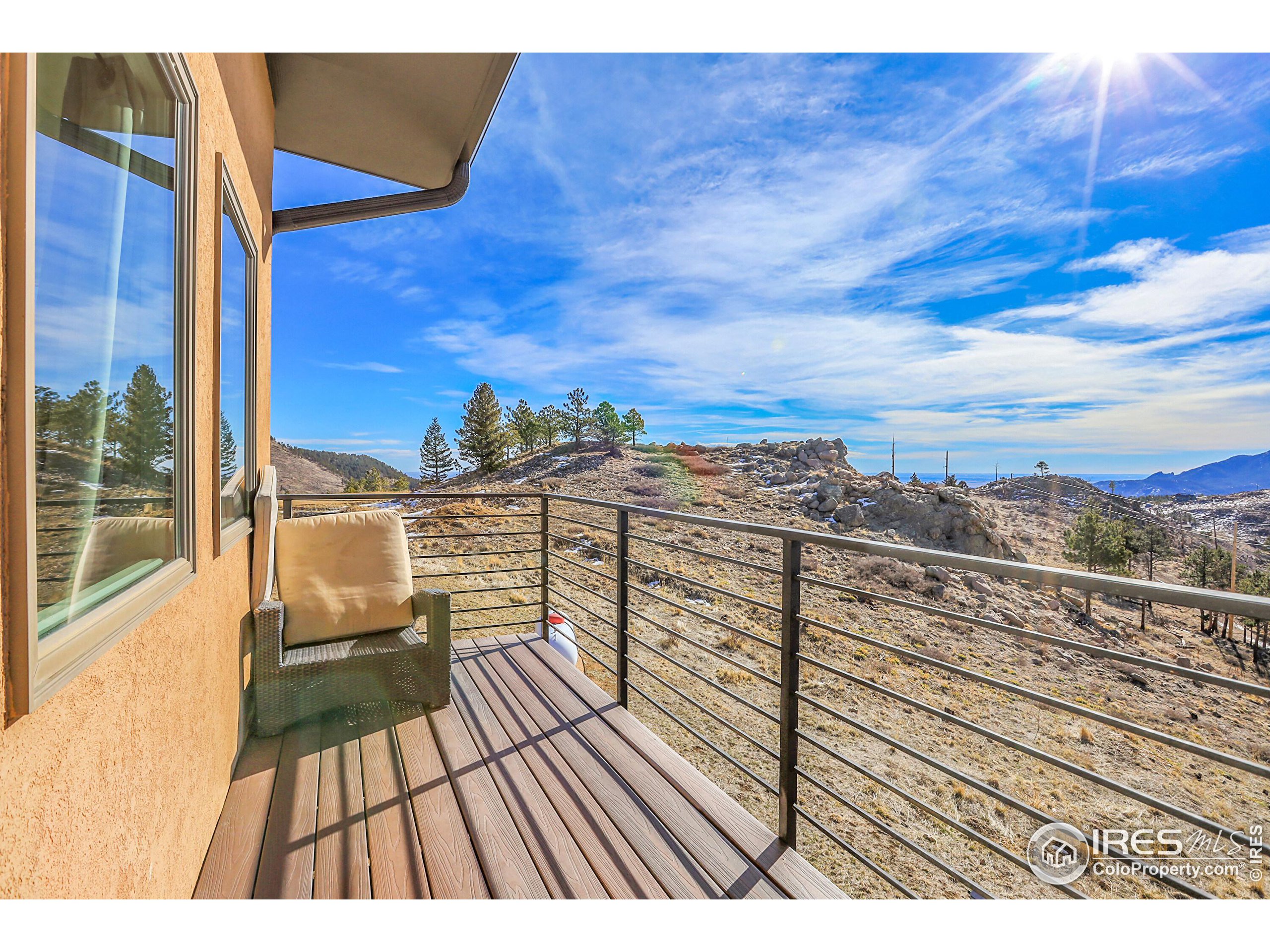 6191 Sunshine Canyon Dr