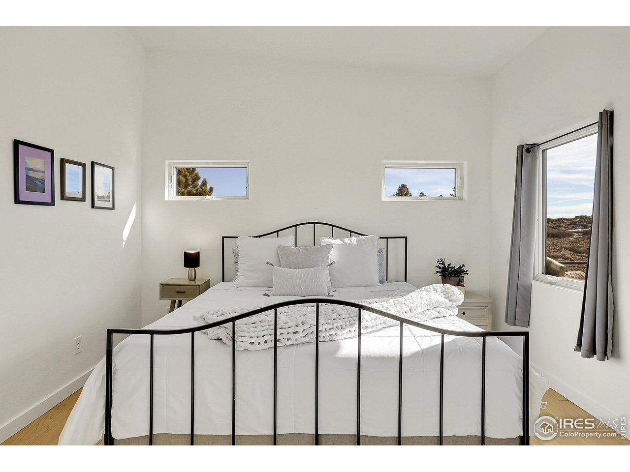 6191 Sunshine Canyon Dr