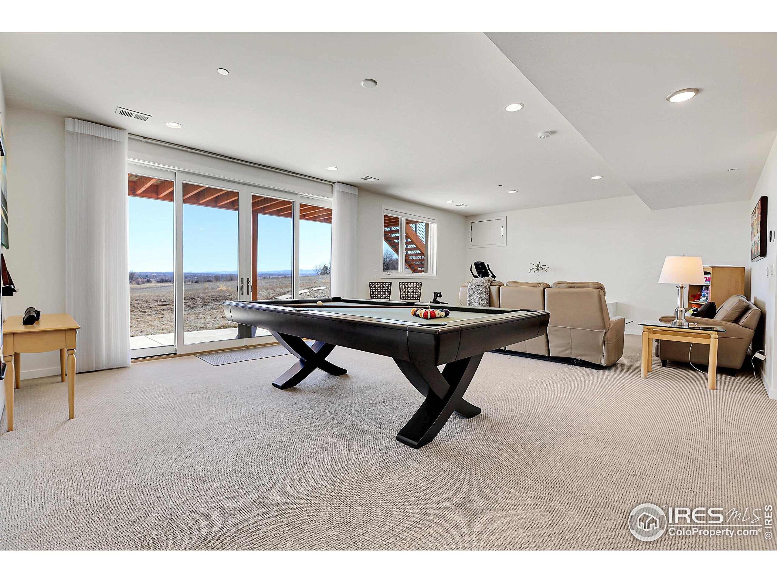 11251 Lookout Dr