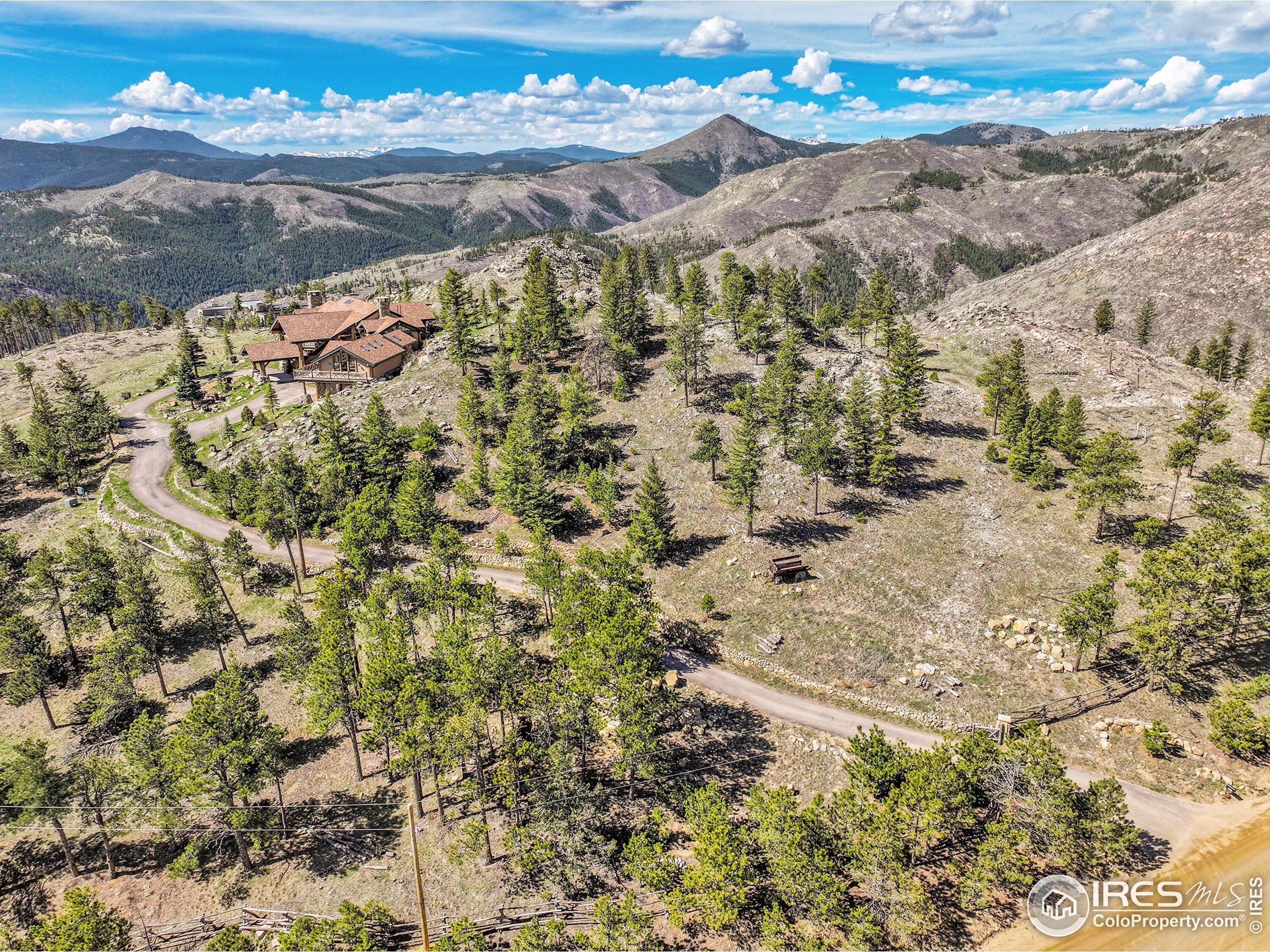 6553 Sunshine Canyon Dr