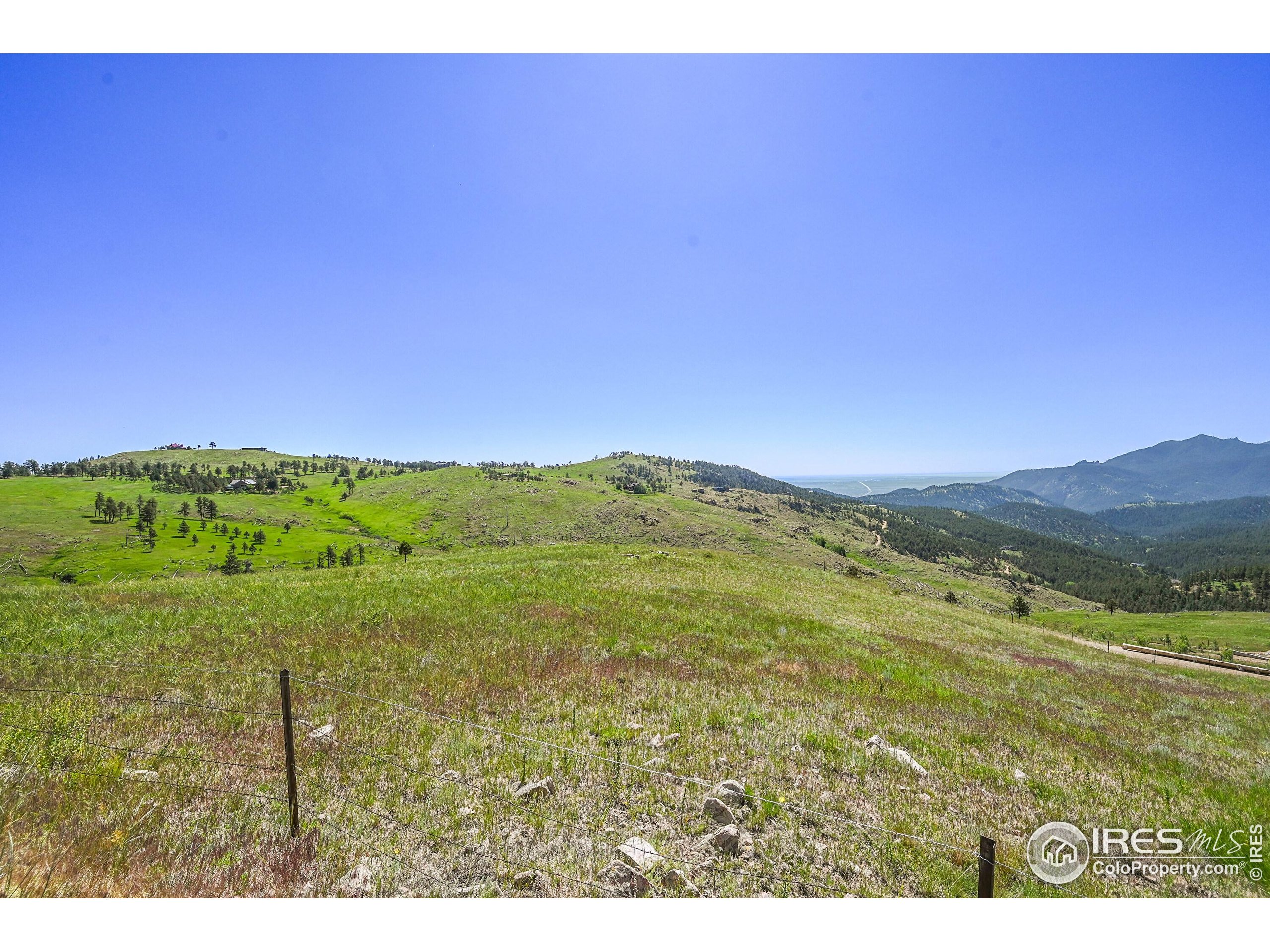 5405 Sunshine Canyon Dr