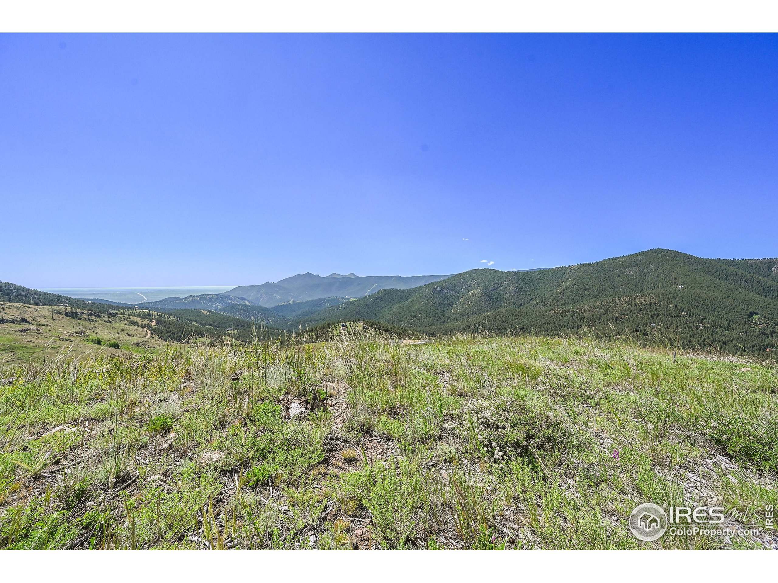 5405 Sunshine Canyon Dr