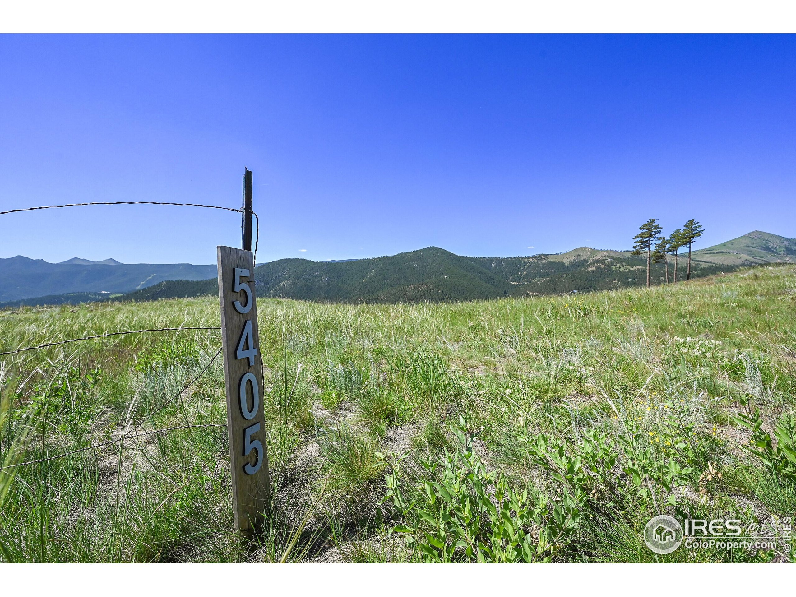 5405 Sunshine Canyon Dr