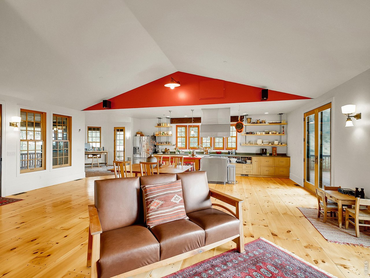 1689 County Road 83
