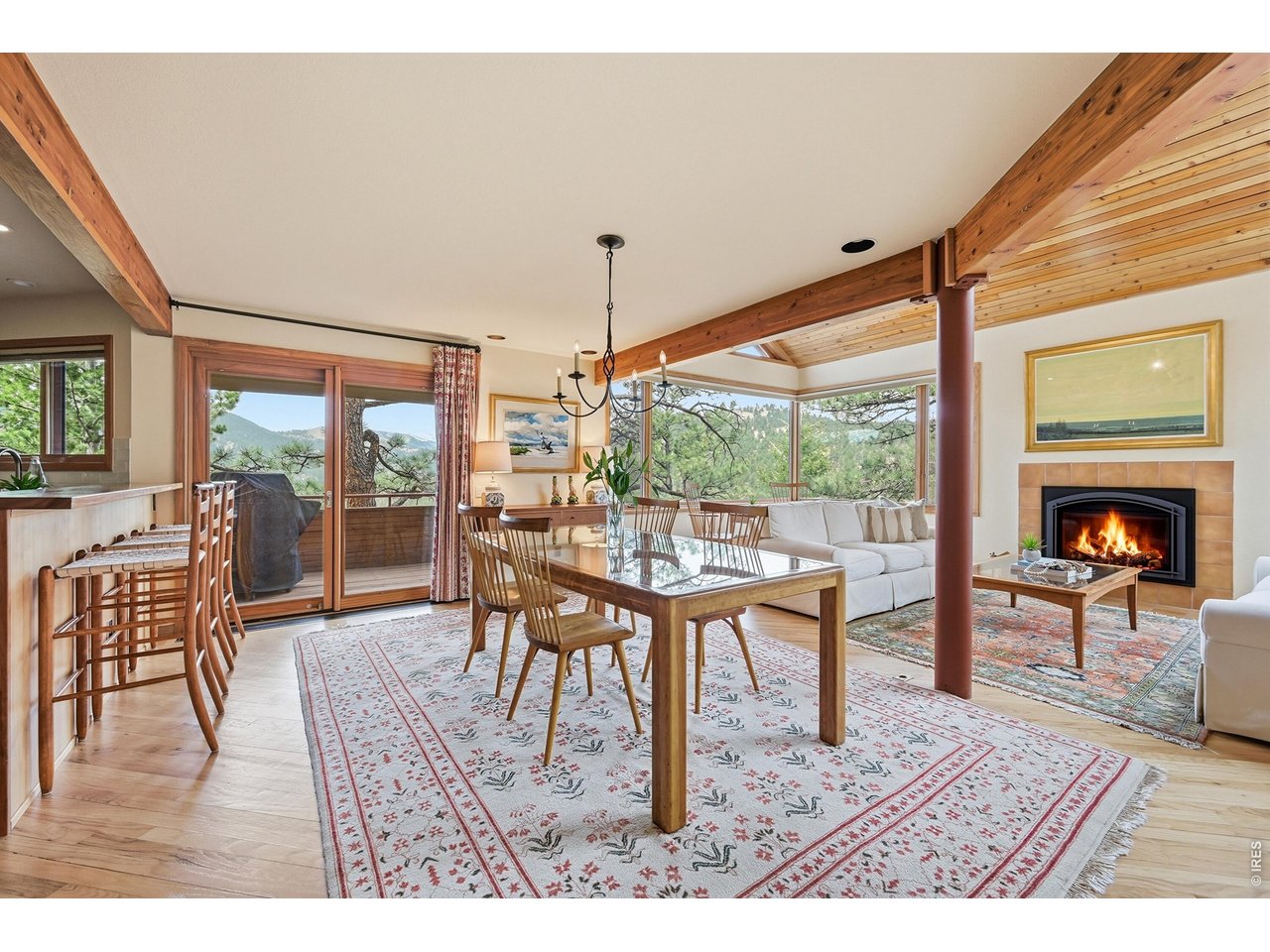 3367 Sunshine Canyon Dr